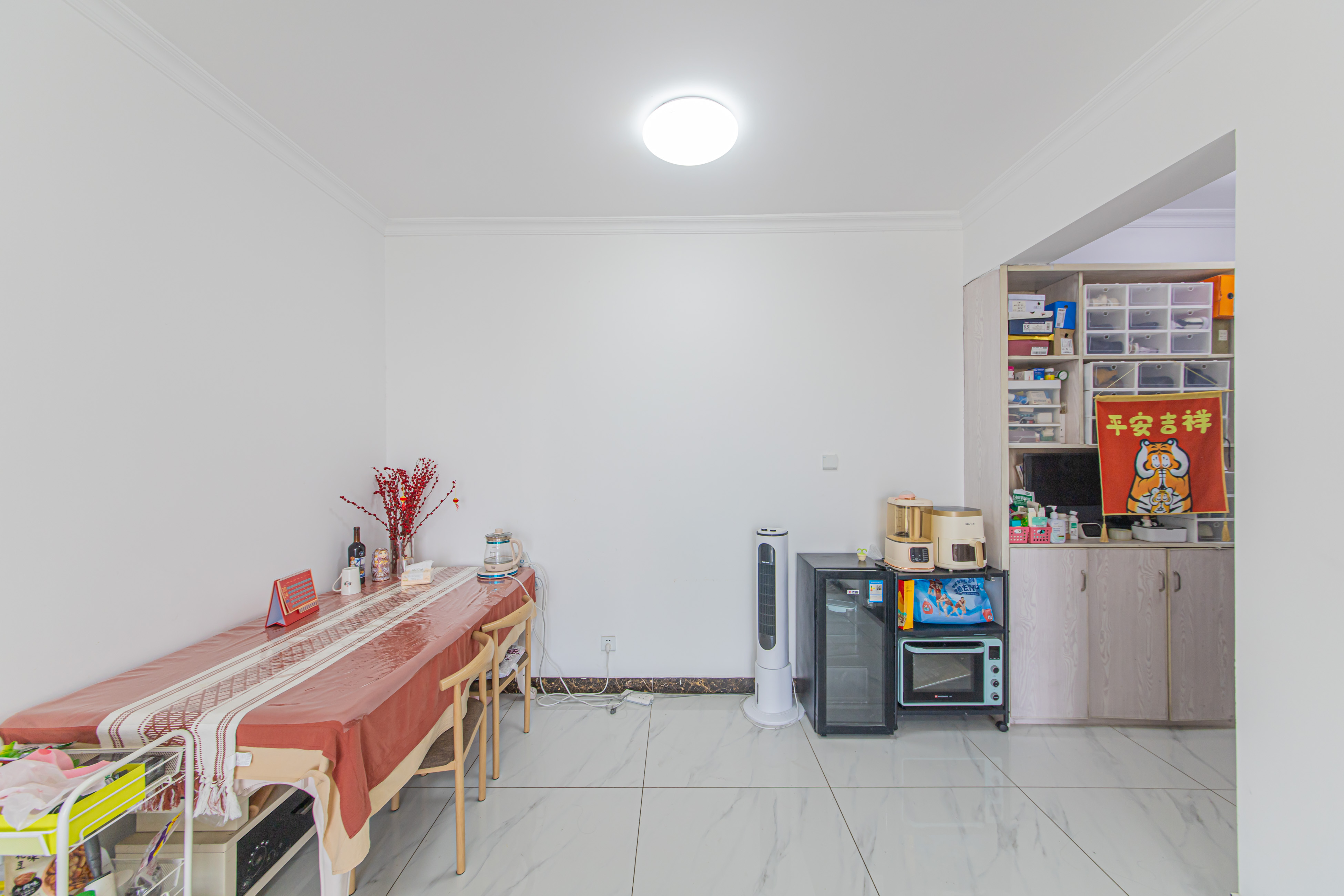 香芙嘉园(广铁湘府嘉园) 2室1厅1卫 60.8万 香芙嘉园(广铁湘府嘉园) 2室1厅1卫 60.8万客厅