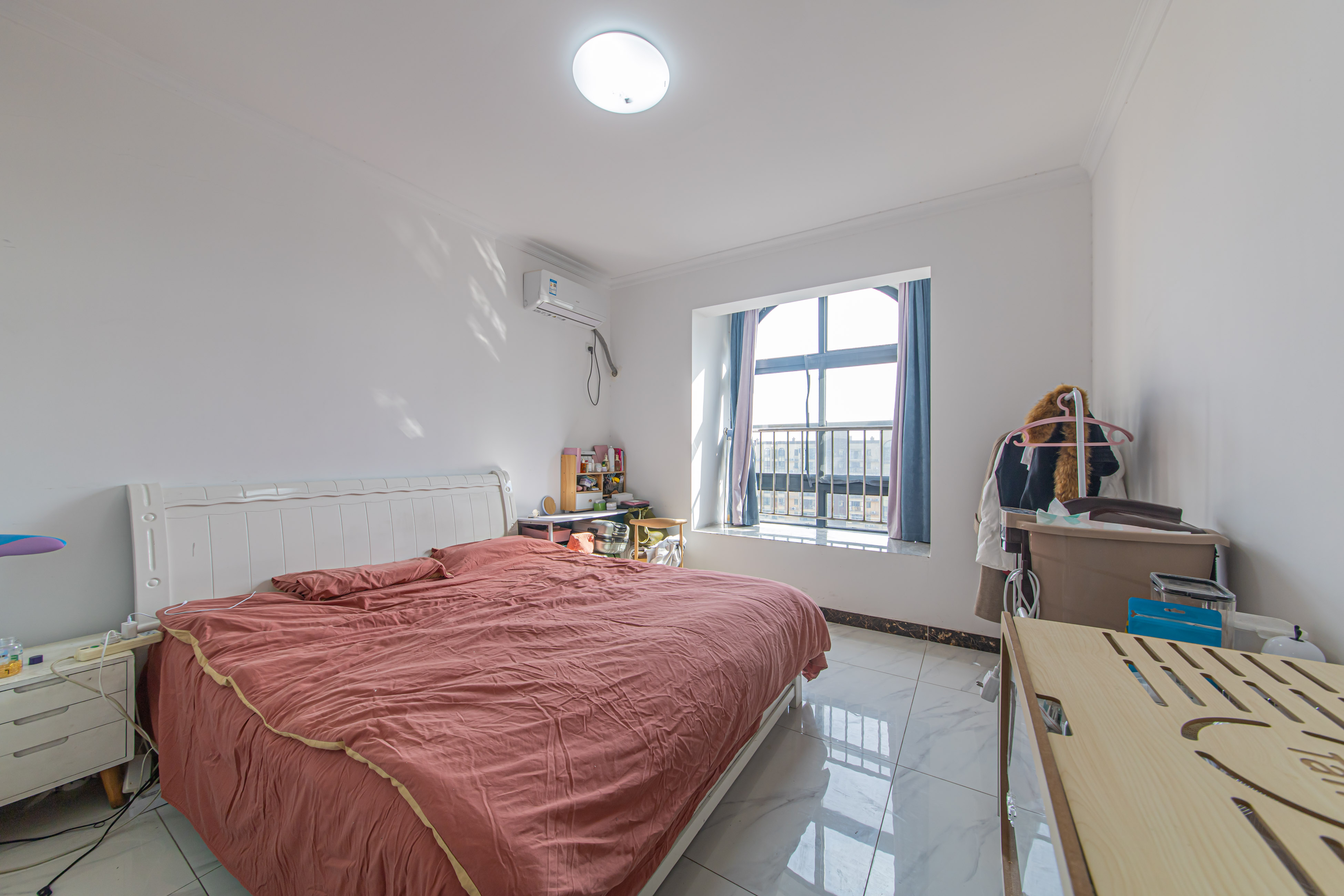 香芙嘉园(广铁湘府嘉园) 2室1厅1卫 60.8万 香芙嘉园(广铁湘府嘉园) 2室1厅1卫 60.8万卧室