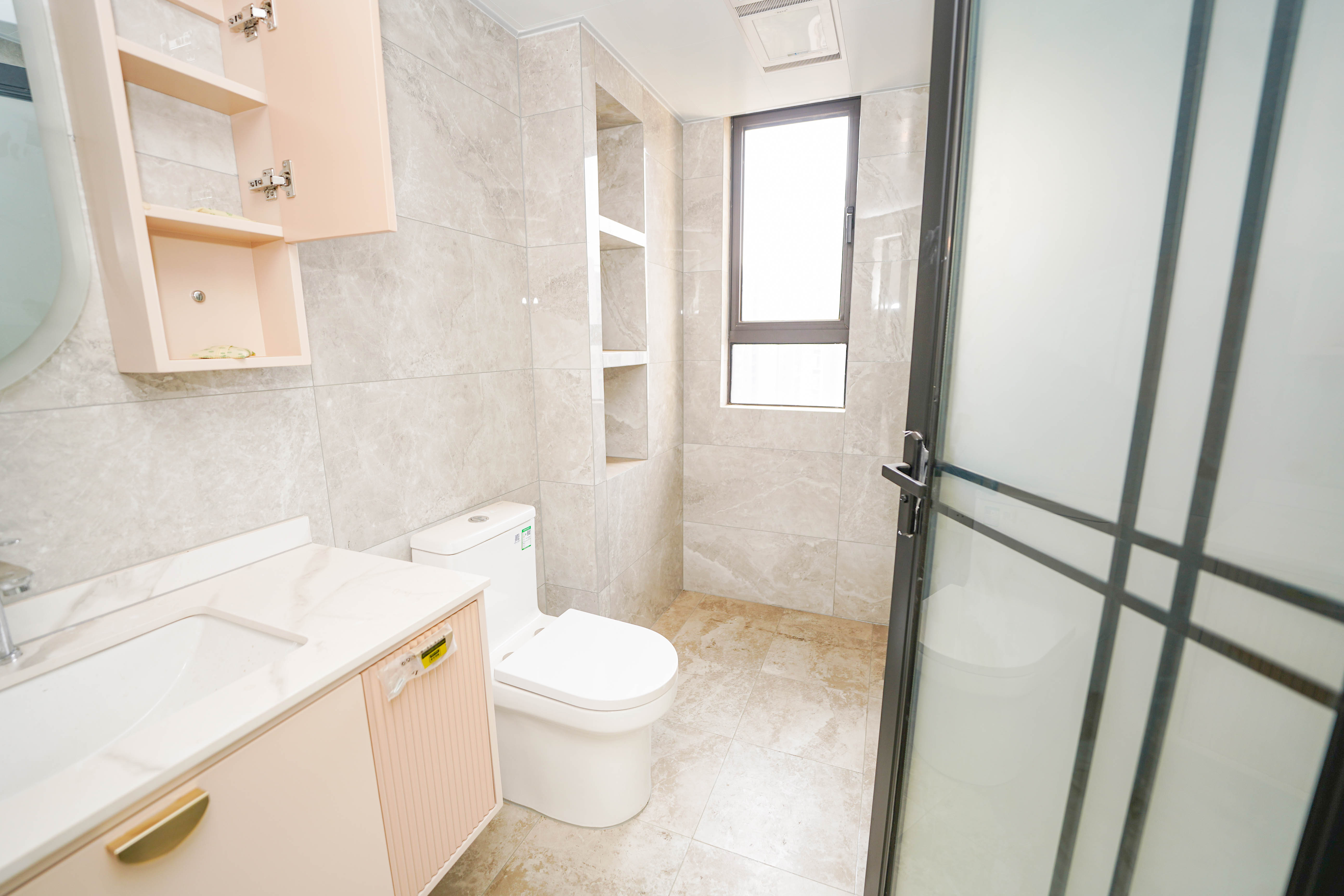 汇金城/嘉华城(二期、三期)  3室2厅2卫    130.8万 汇金城/嘉华城(二期、三期)  3室2厅2卫    130.8万卫生间