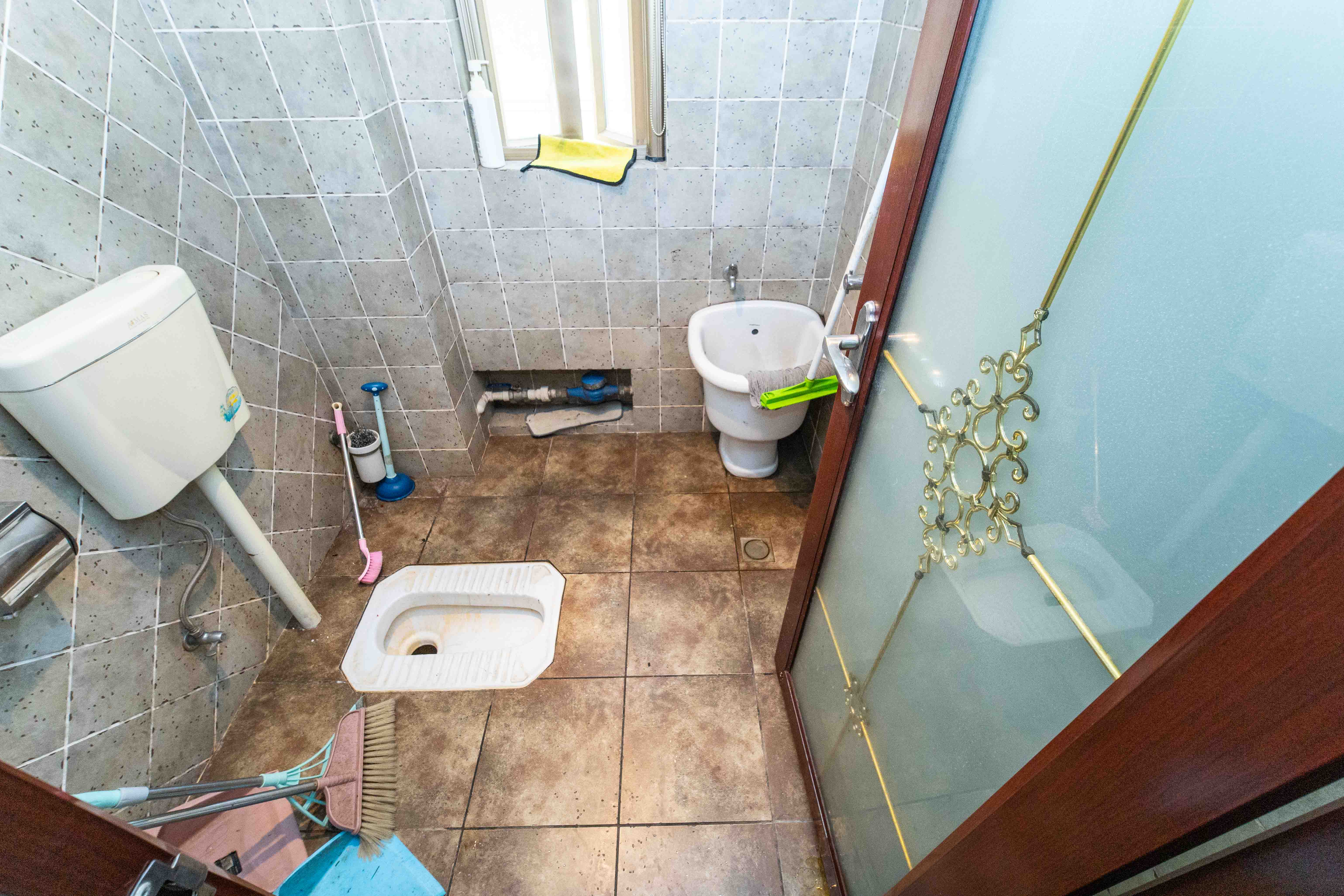 水云间 4室3厅3卫 318.0万 水云间 4室3厅3卫 318.0万卫生间