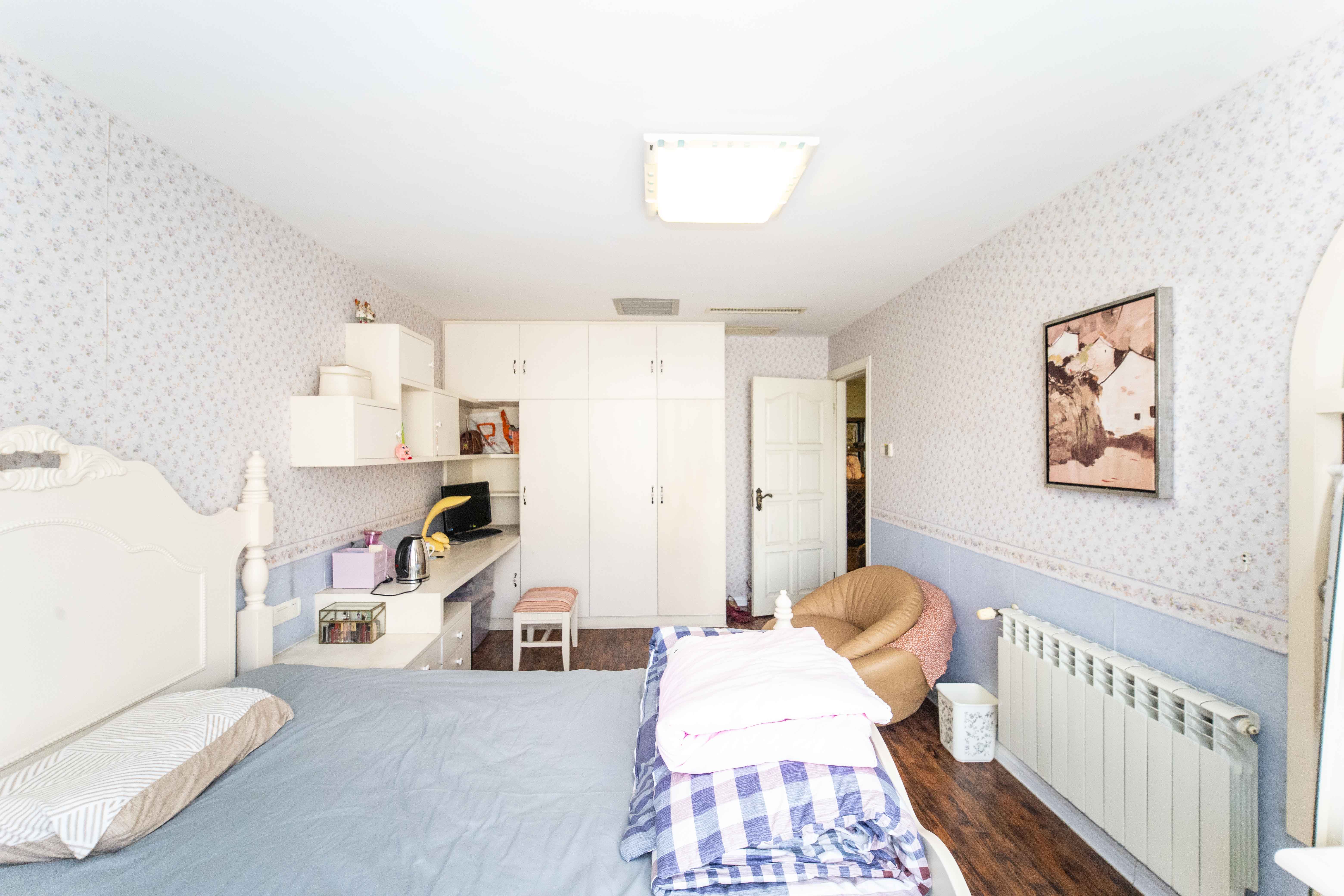 水云间 4室3厅3卫 318.0万 水云间 4室3厅3卫 318.0万卧室