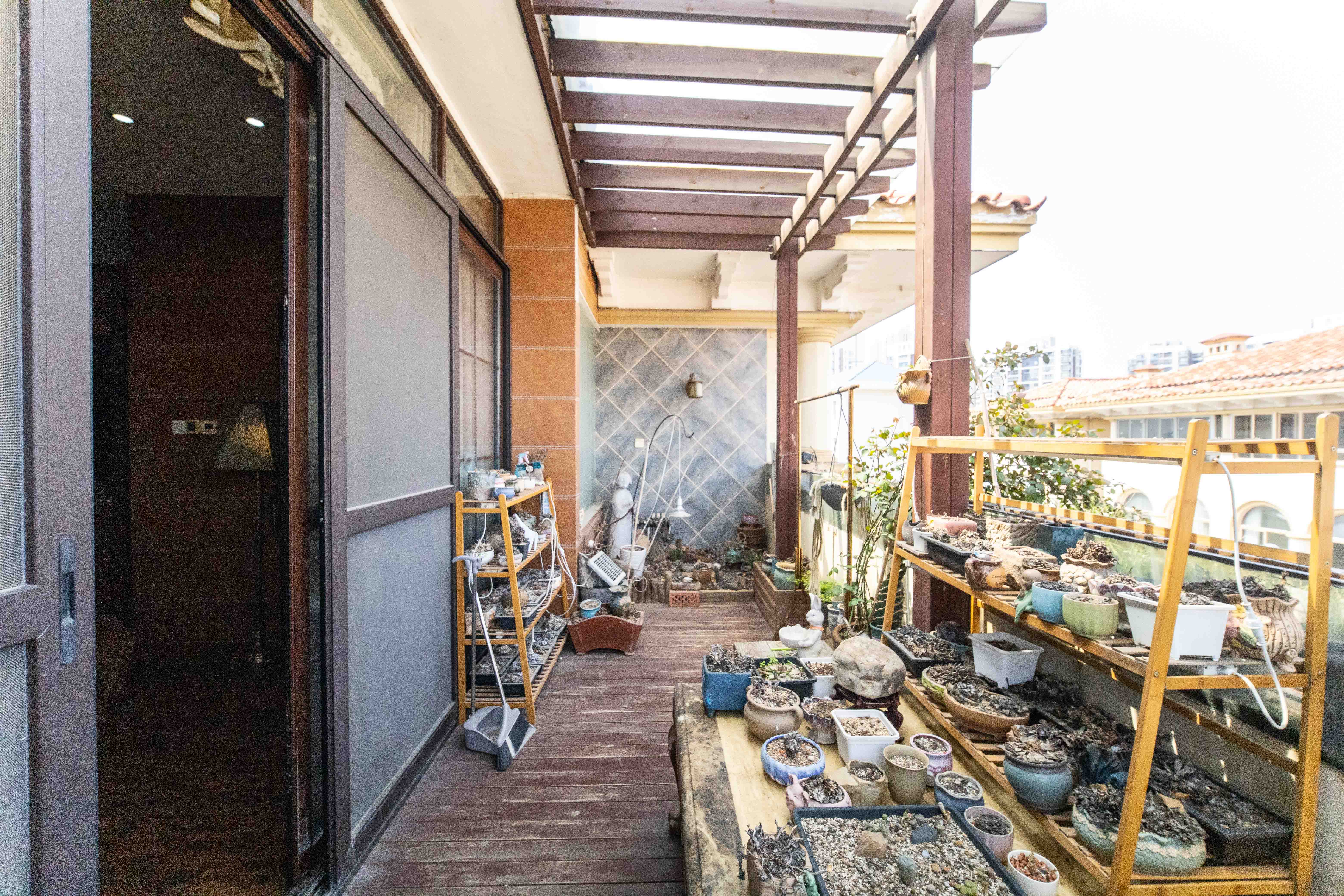 水云间 4室3厅3卫 318.0万 水云间 4室3厅3卫 318.0万阳台