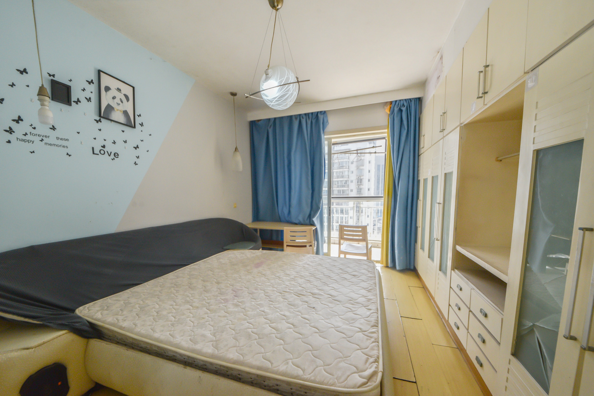 一心花苑  3室1厅1卫    105.0万卧室