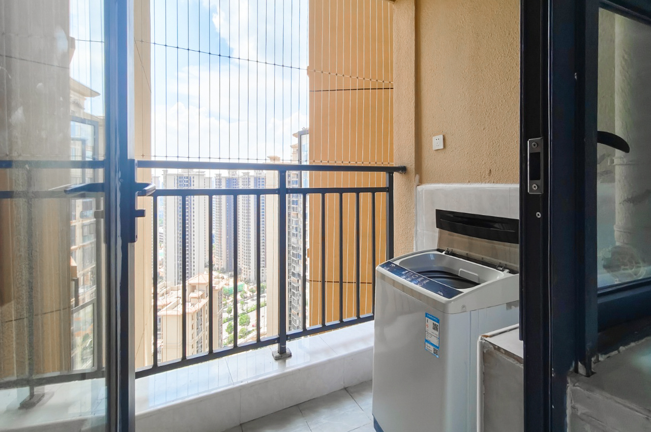 振业城三期 3室2厅2卫 136.0万 振业城三期 3室2厅2卫 136.0万卧室