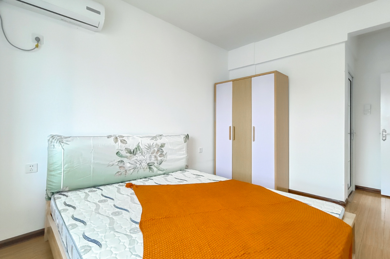 振业城三期 3室2厅2卫 136.0万 振业城三期 3室2厅2卫 136.0万卧室