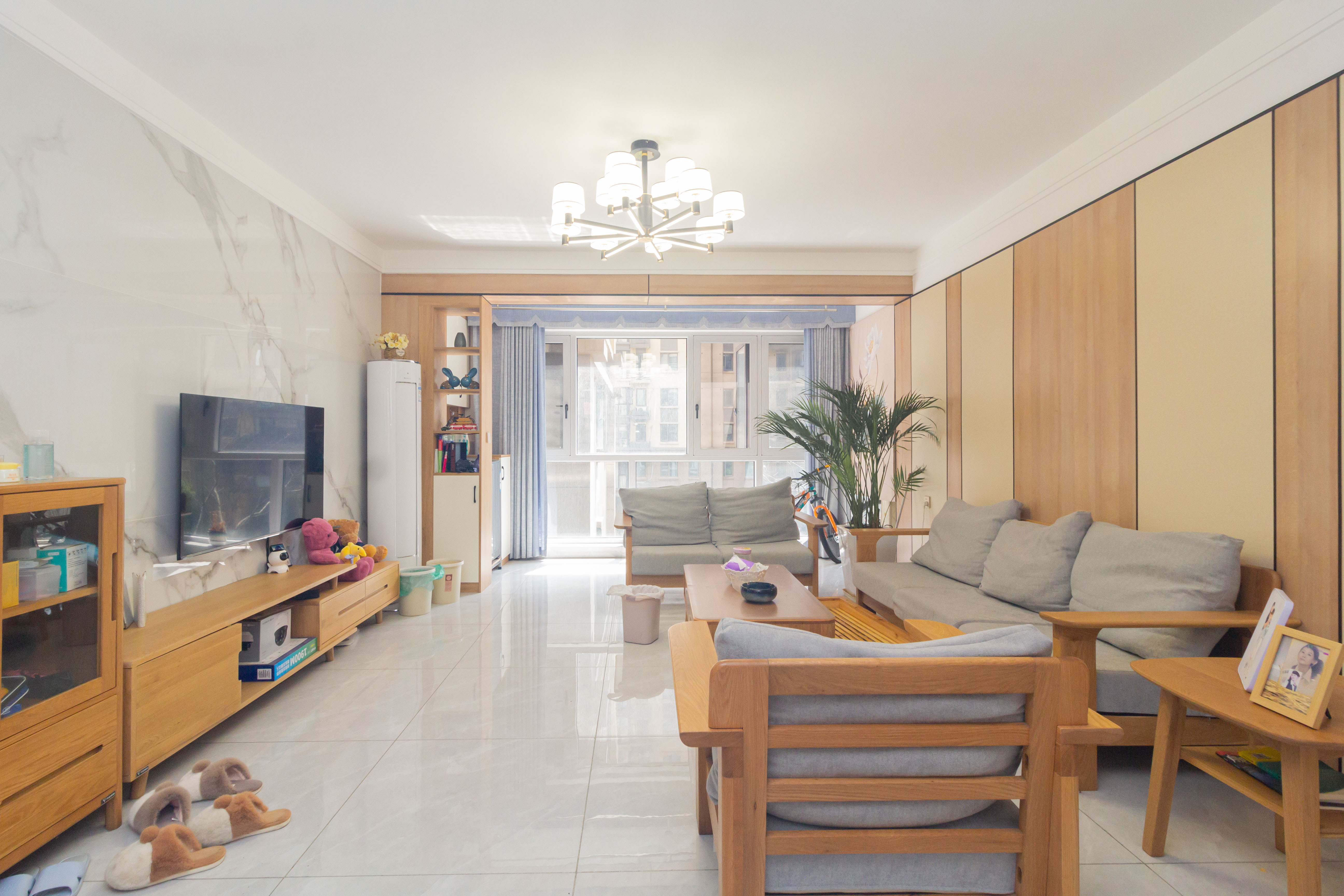 鑫苑芙蓉鑫家  4室2厅2卫    138.8万 鑫苑芙蓉鑫家  4室2厅2卫    138.8万客厅