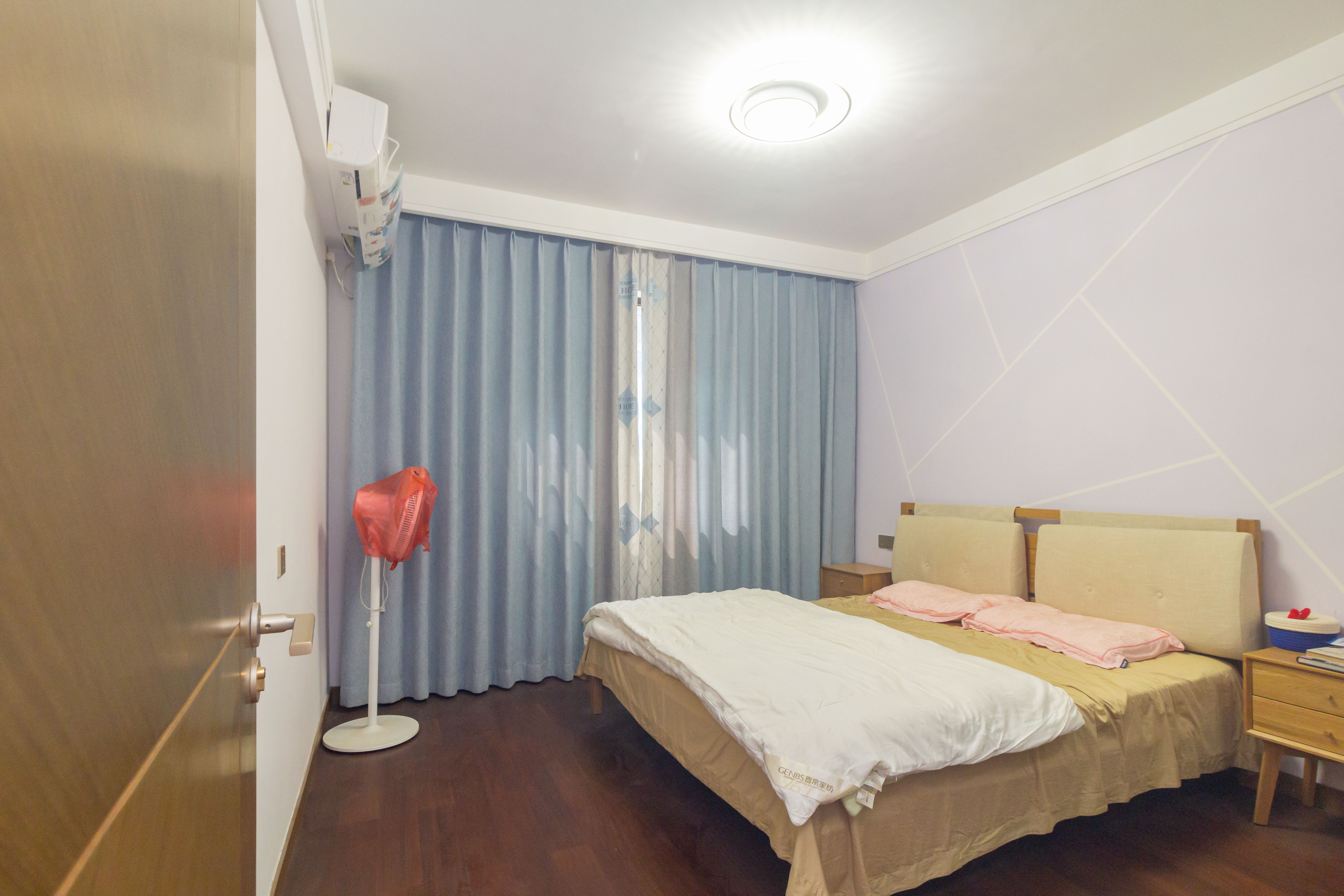 鑫苑芙蓉鑫家  4室2厅2卫    138.8万 鑫苑芙蓉鑫家  4室2厅2卫    138.8万卧室