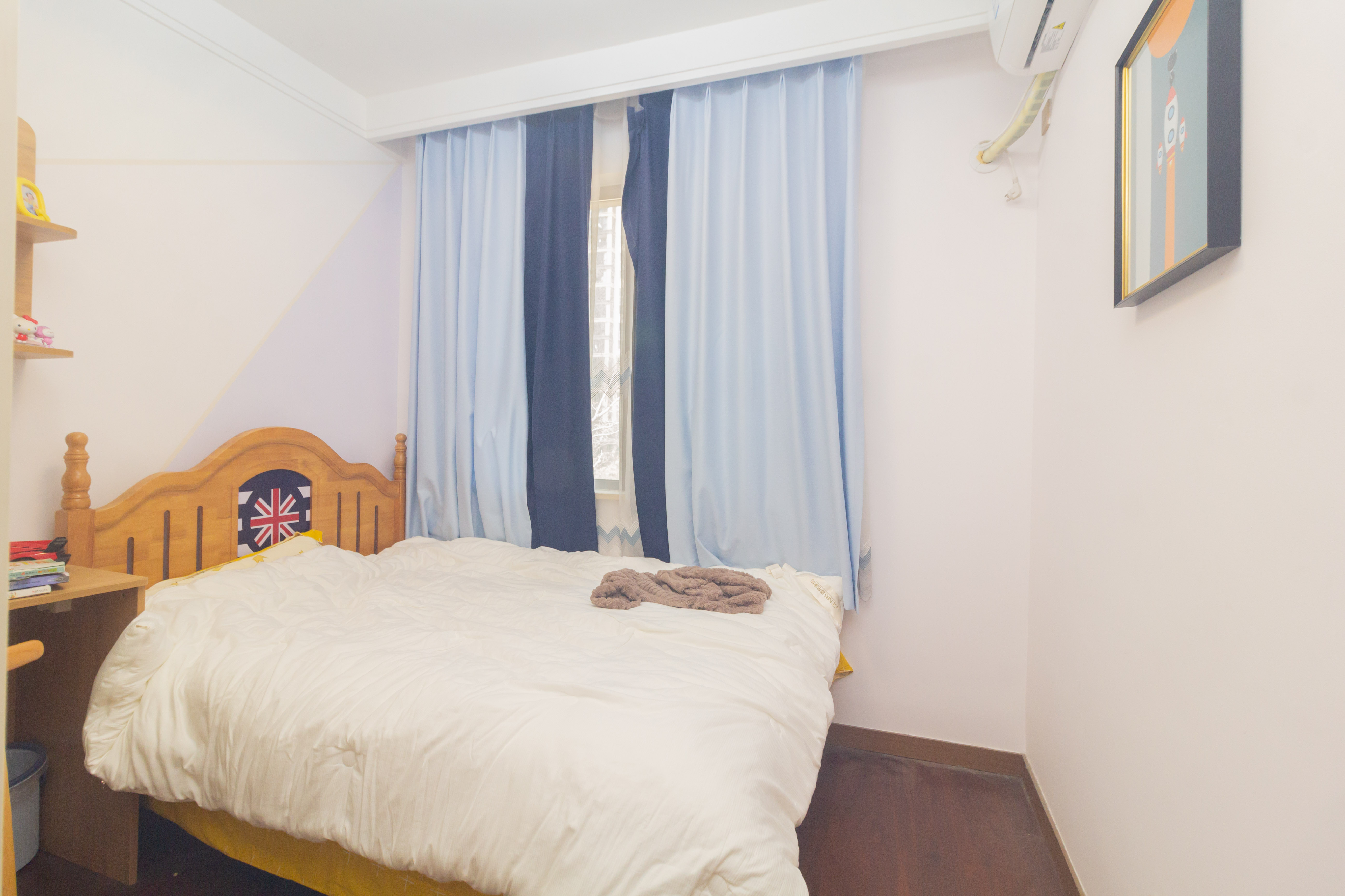 鑫苑芙蓉鑫家  4室2厅2卫    138.8万 鑫苑芙蓉鑫家  4室2厅2卫    138.8万卧室