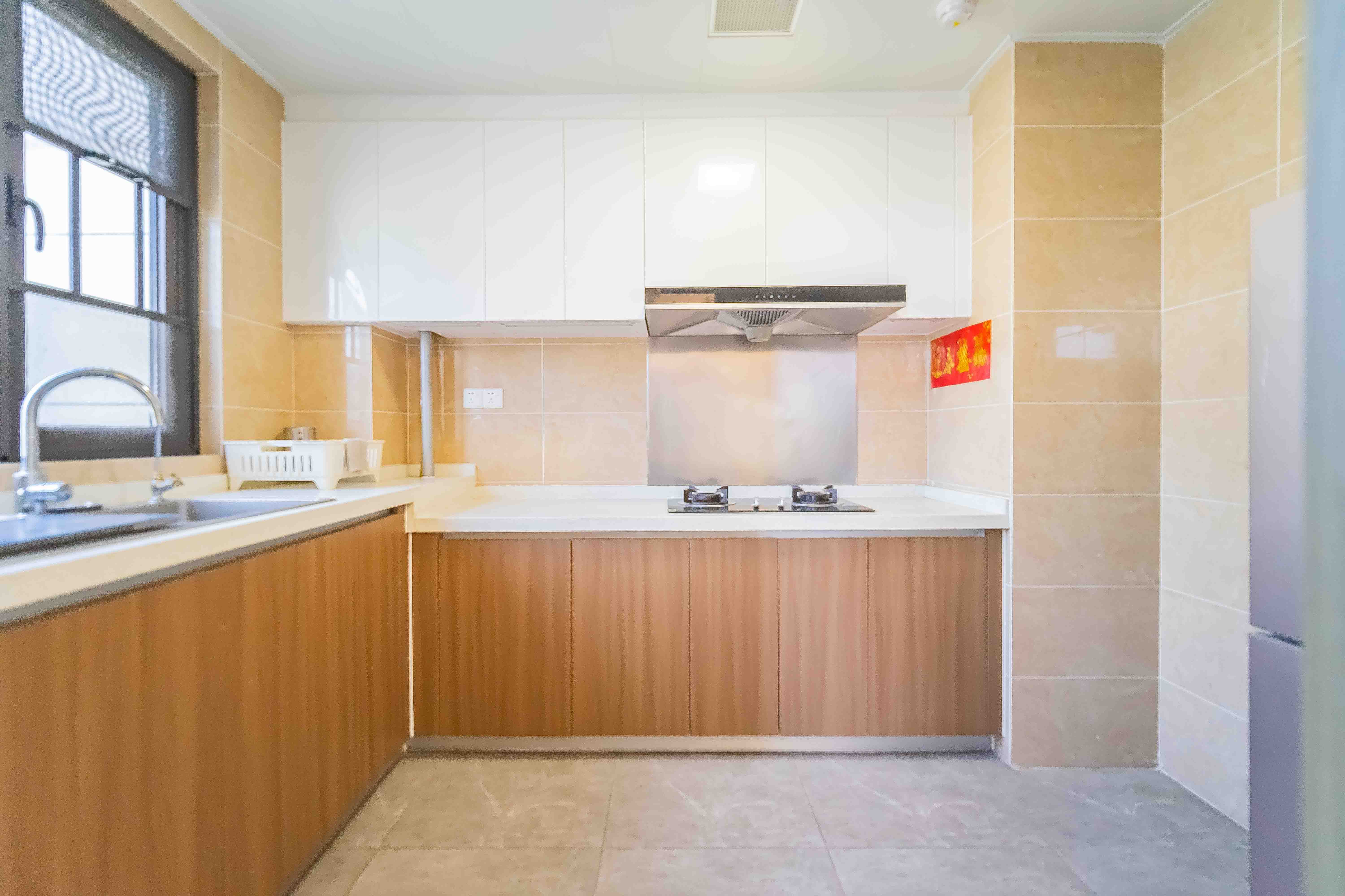 保利茉莉公馆 4室2厅2卫 158.0万 保利茉莉公馆 4室2厅2卫 158.0万厨房