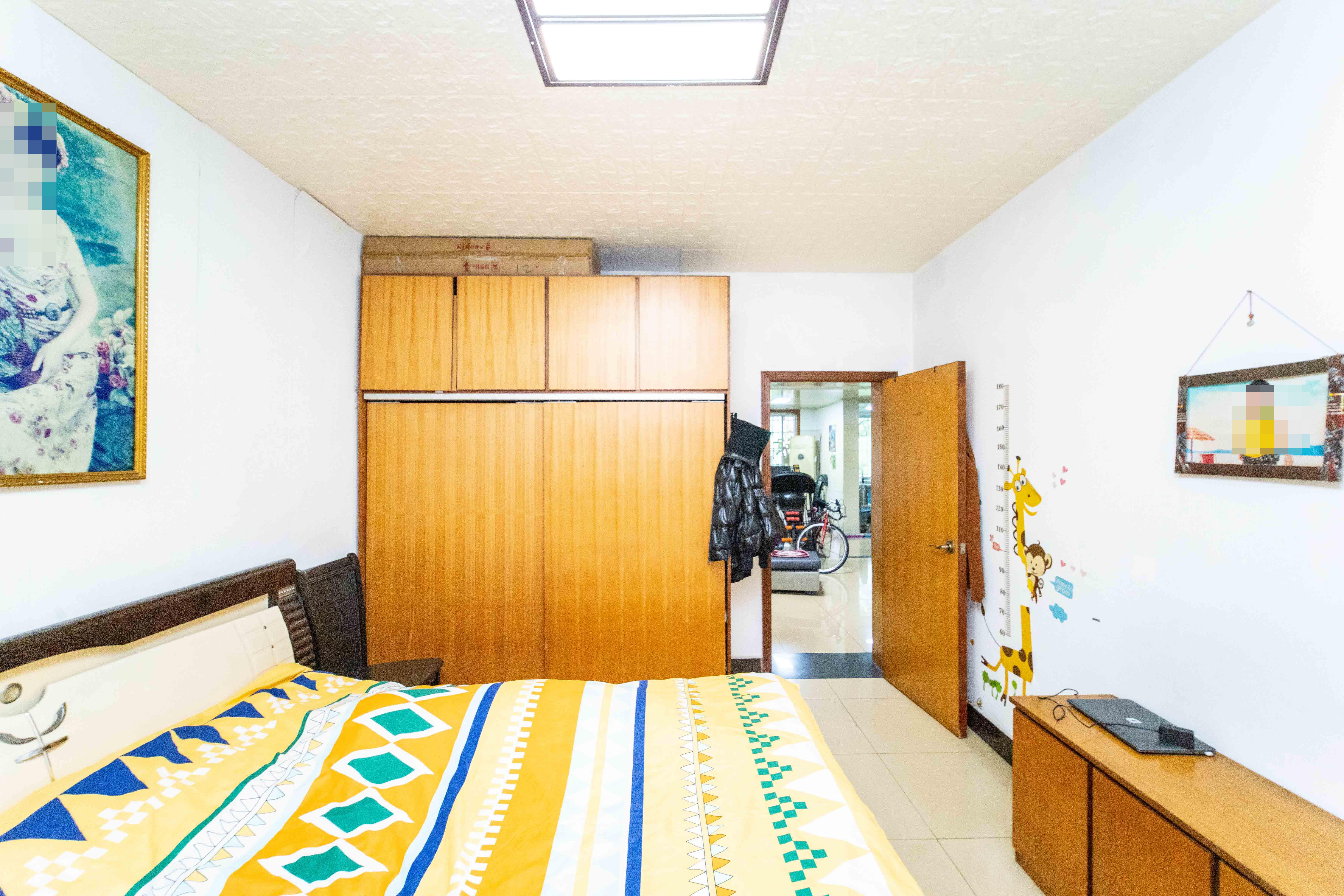 马王堆陶瓷建材新城  3室2厅1卫   70.00万卧室