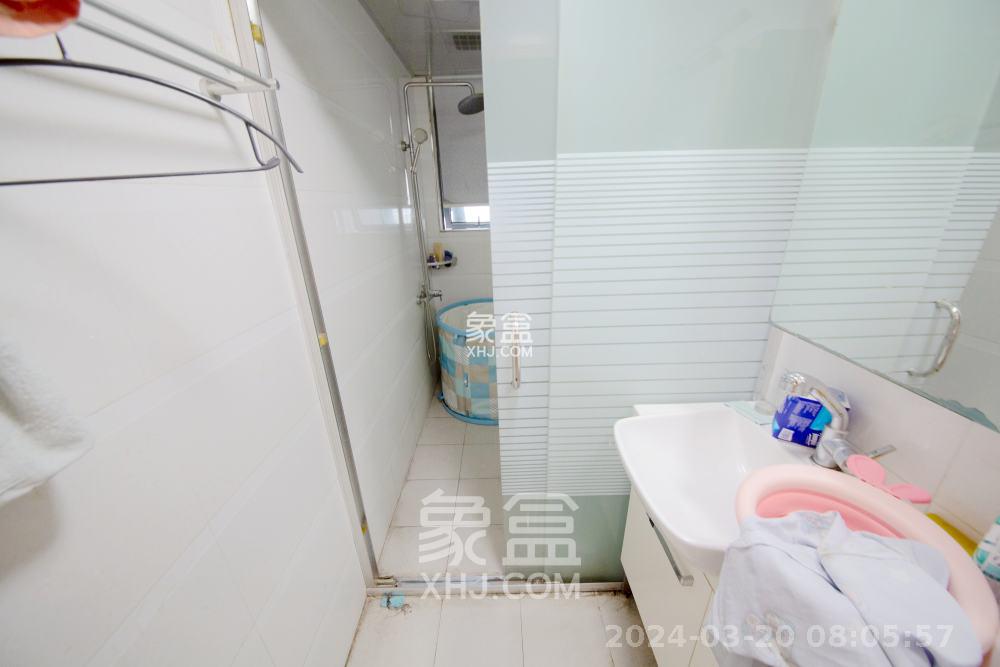 新华都万家城  3室2厅2卫   2500.00元/月室内图