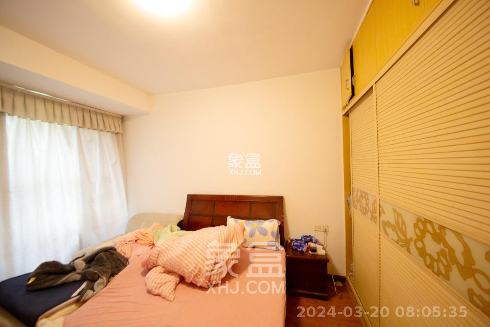 新华都万家城  3室2厅2卫   2500.00元/月室内图