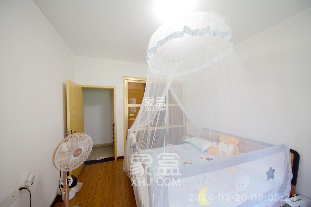 新华都万家城  3室2厅2卫   2500.00元/月室内图