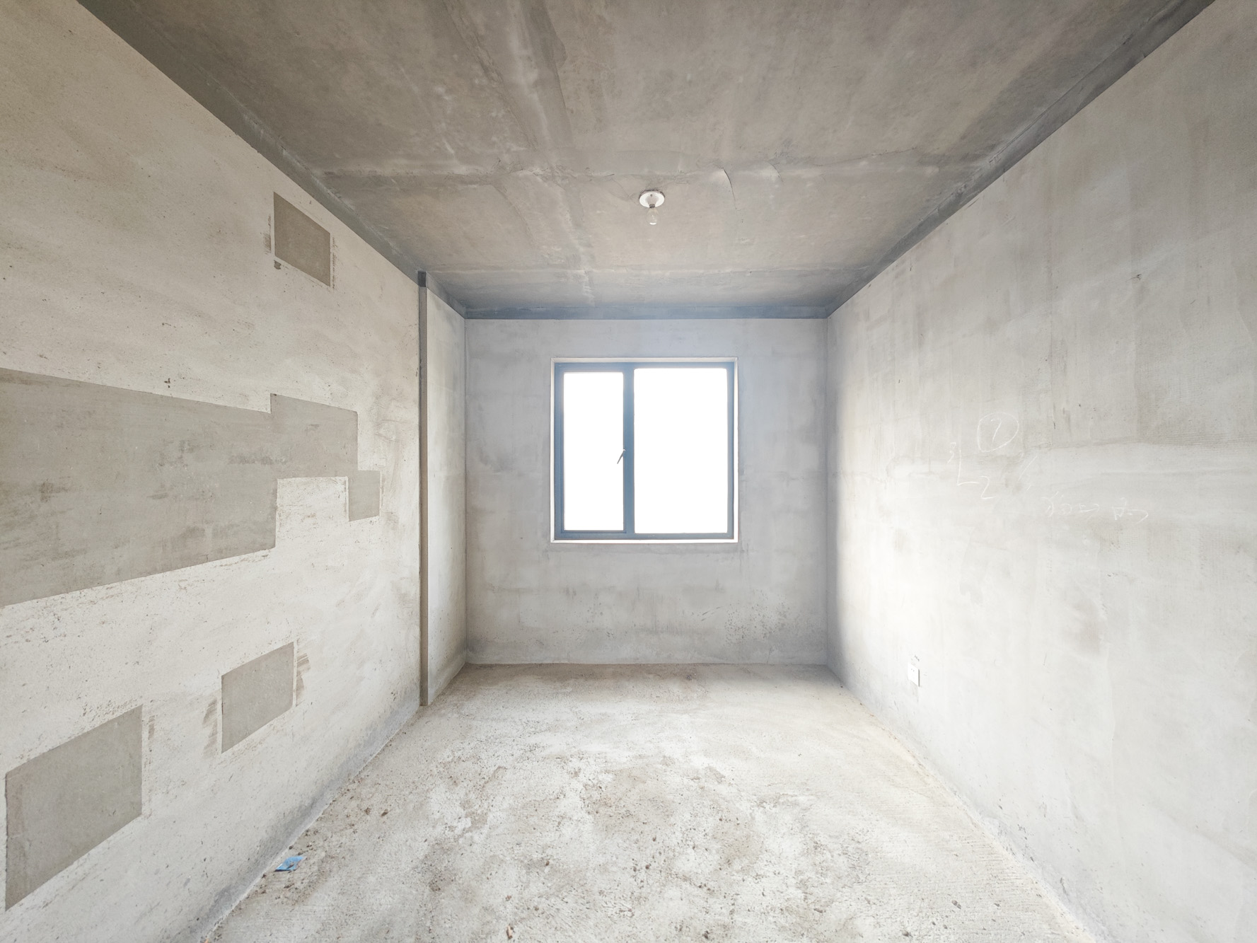中建嘉和城  4室2厅2卫   110.00万卧室