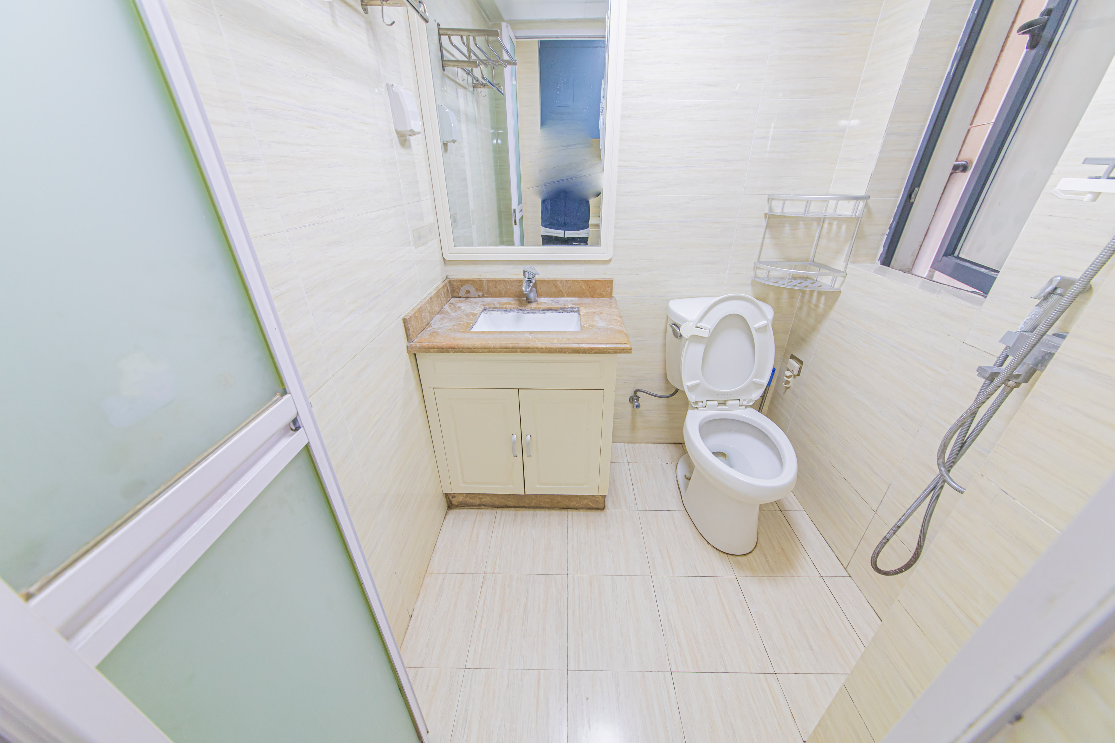 中建芙蓉工社  2室1厅1卫   50.00万卫生间