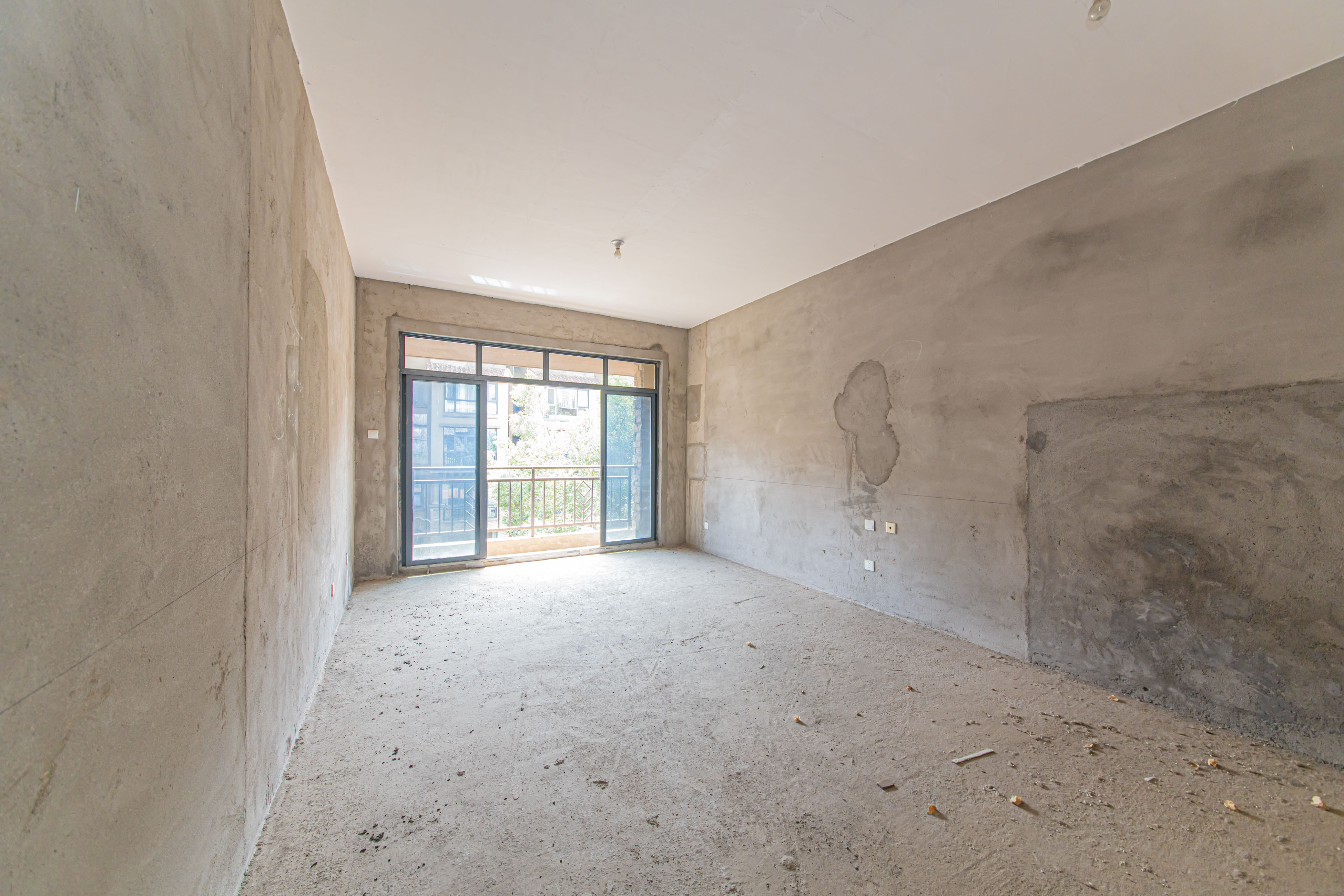 中建芙蓉和苑  4室2厅1卫   240.00万卧室