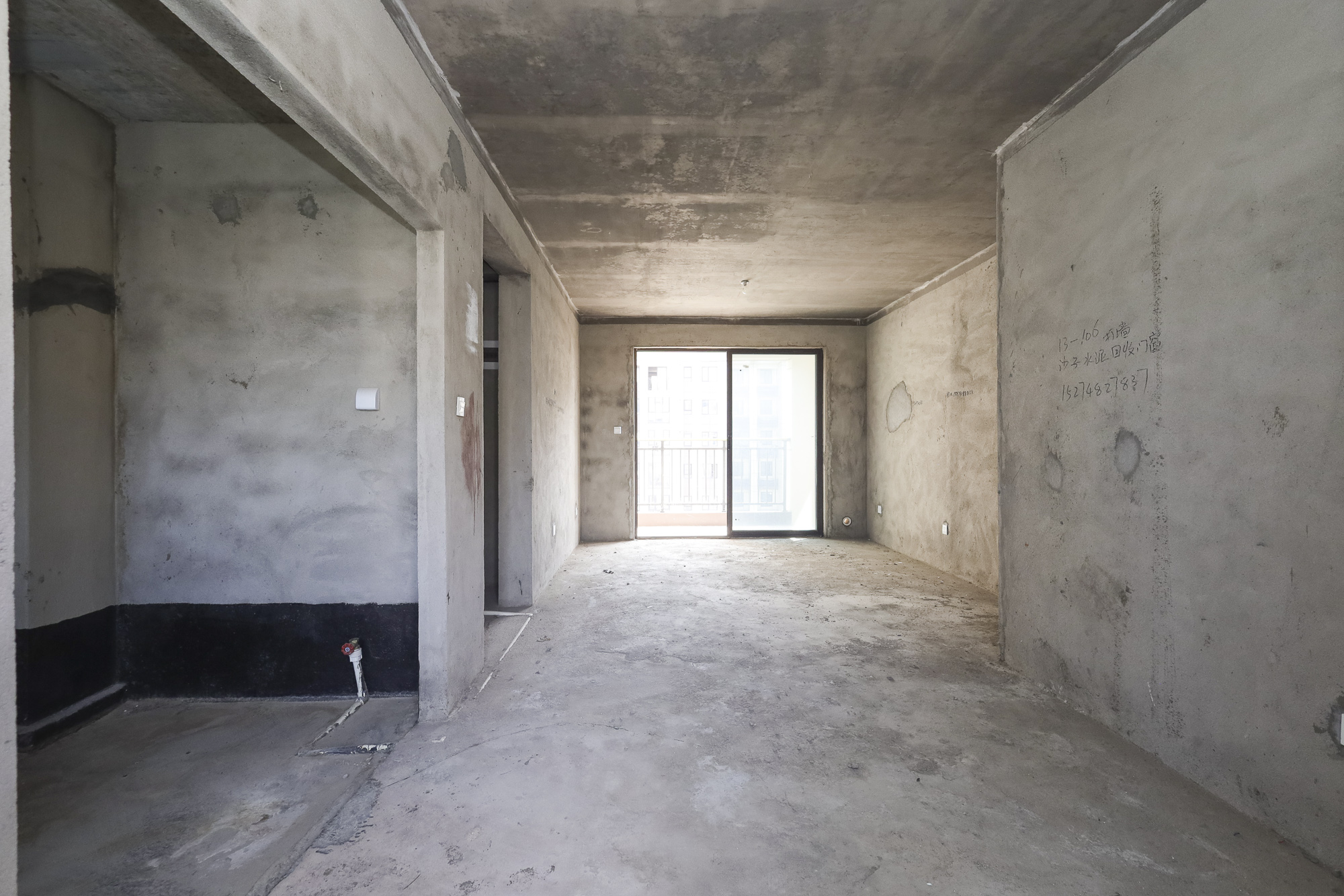 青竹湖曦园  3室2厅2卫    69.8万 青竹湖曦园  3室2厅2卫    69.8万客厅