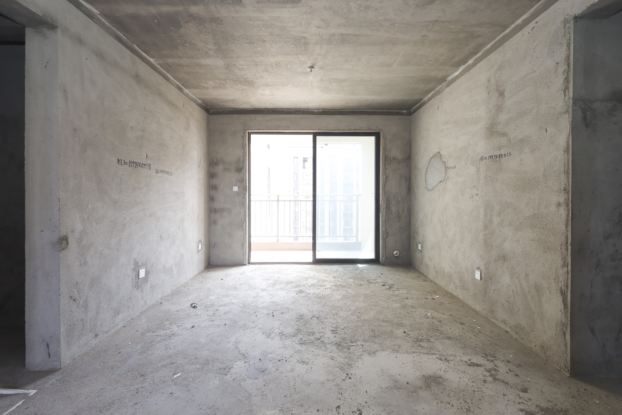 青竹湖曦园  3室2厅2卫    69.8万 青竹湖曦园  3室2厅2卫    69.8万客厅