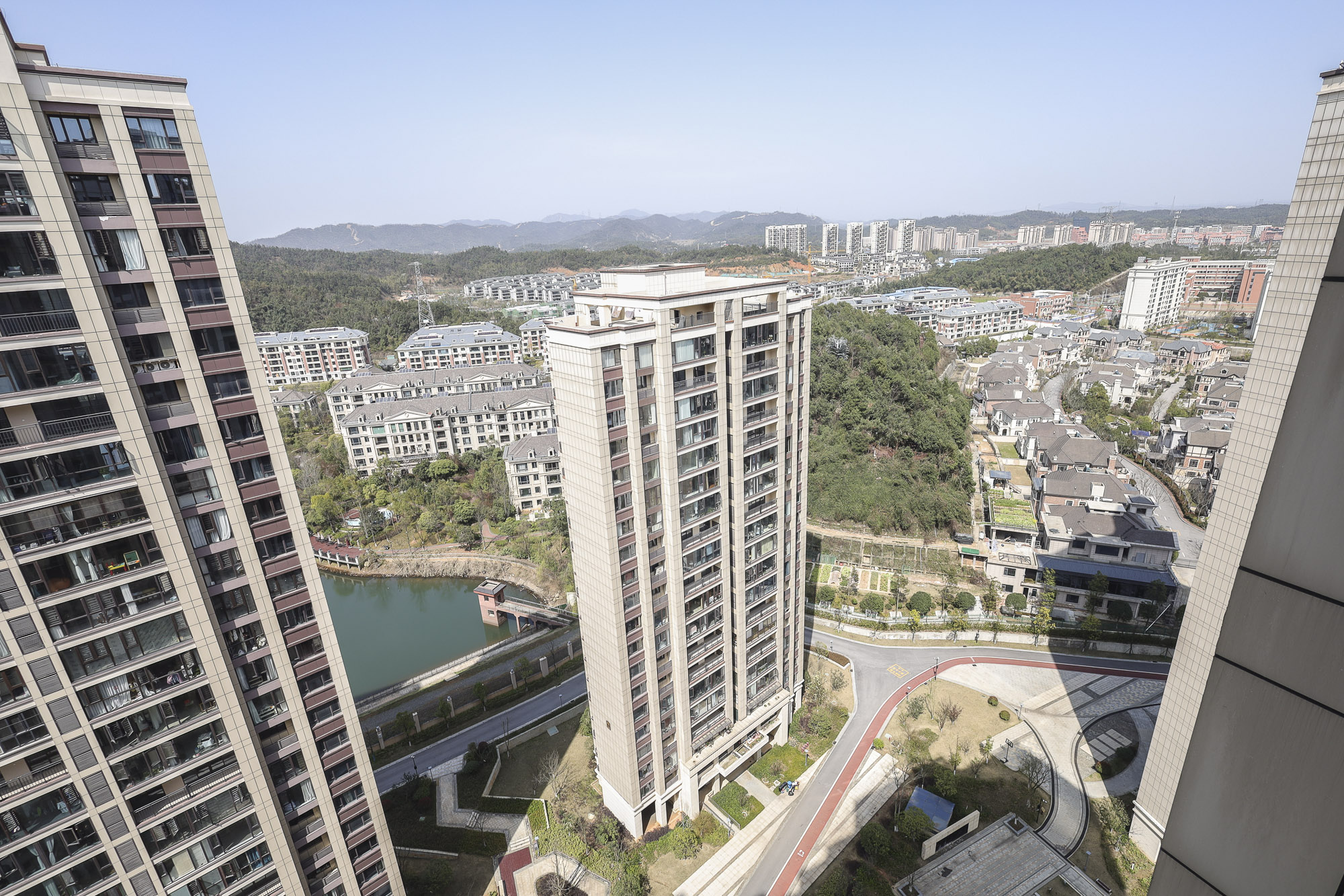 青竹湖曦园  3室2厅2卫    69.8万 青竹湖曦园  3室2厅2卫    69.8万其他