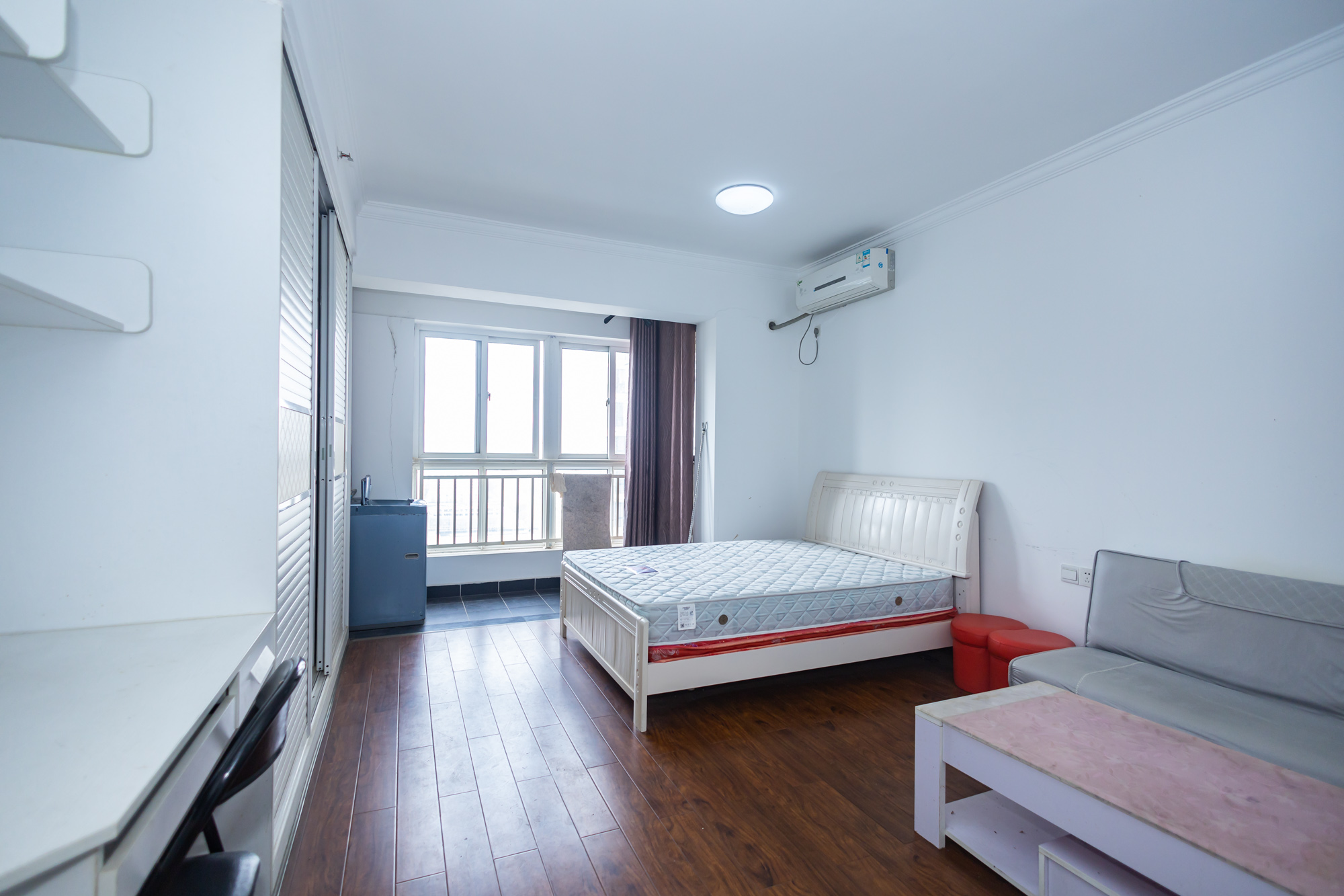 时代星城  1室1厅1卫    20.8万客厅