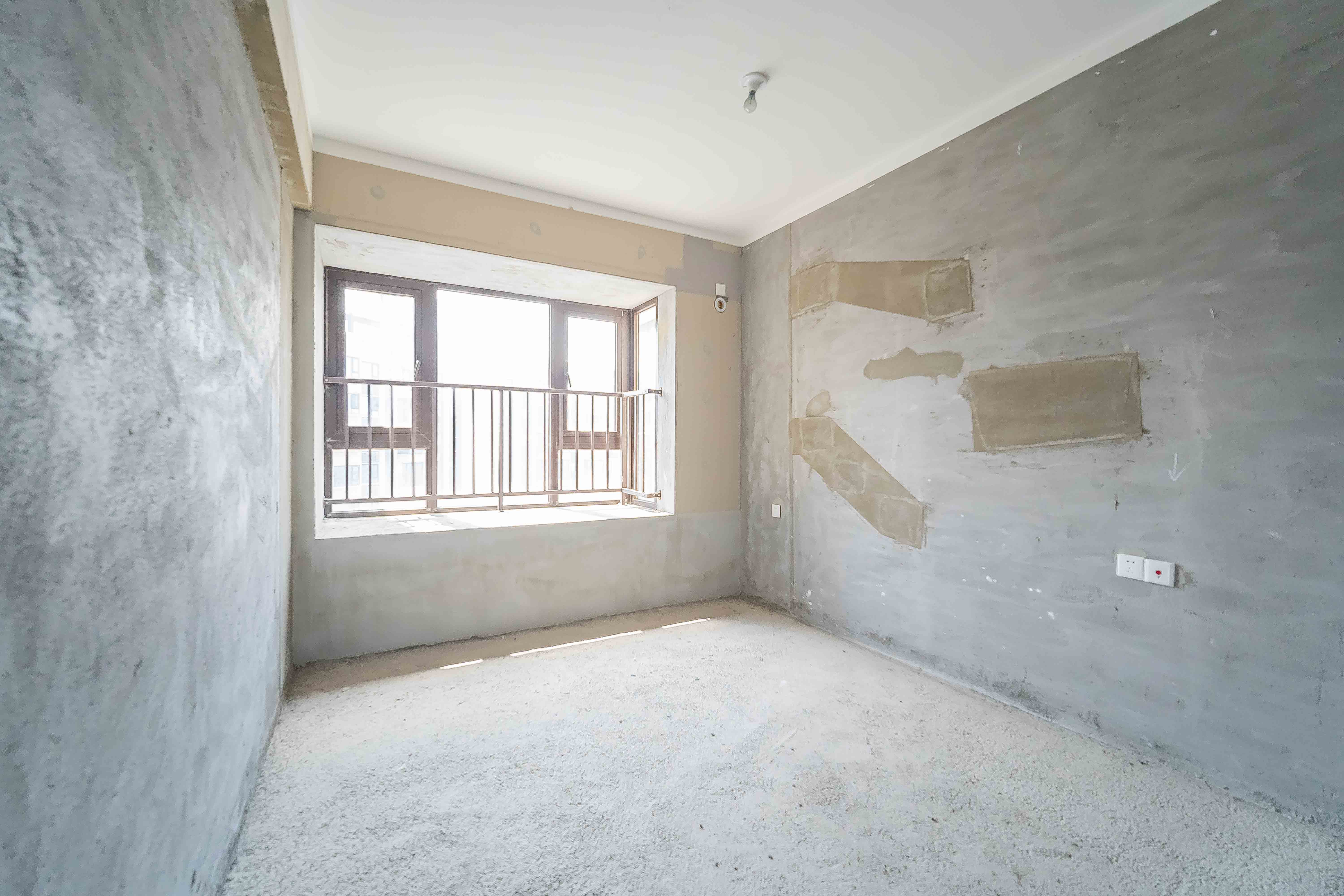 保利大都汇一期、二期 4室2厅2卫 135.0万 保利大都汇一期、二期 4室2厅2卫 135.0万其他