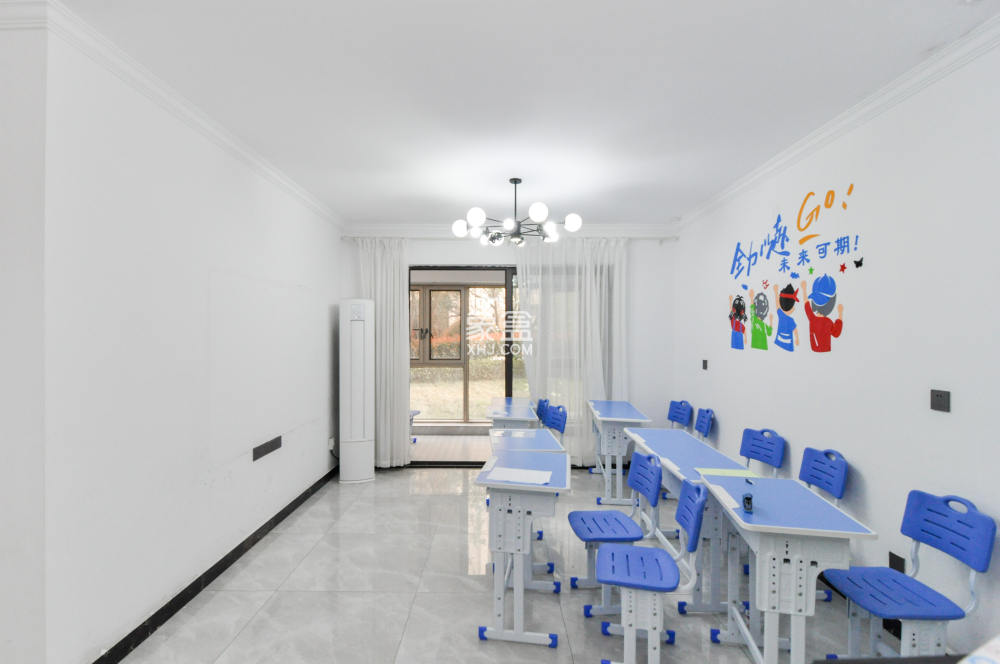 梅溪正荣府  4室2厅2卫    120.0万