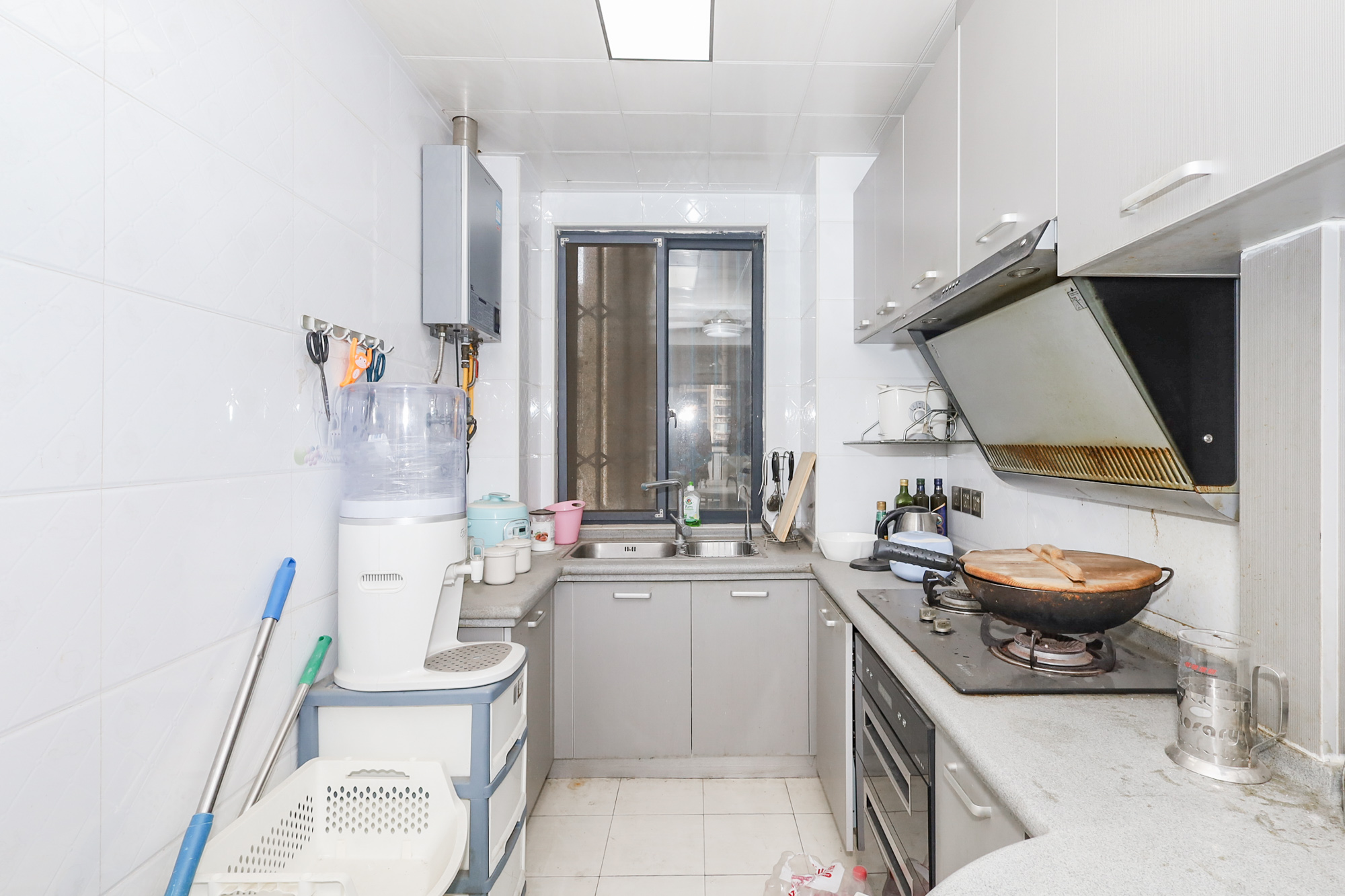 钰龙天下一期  3室2厅2卫    248.0万 钰龙天下一期  3室2厅2卫    248.0万厨房