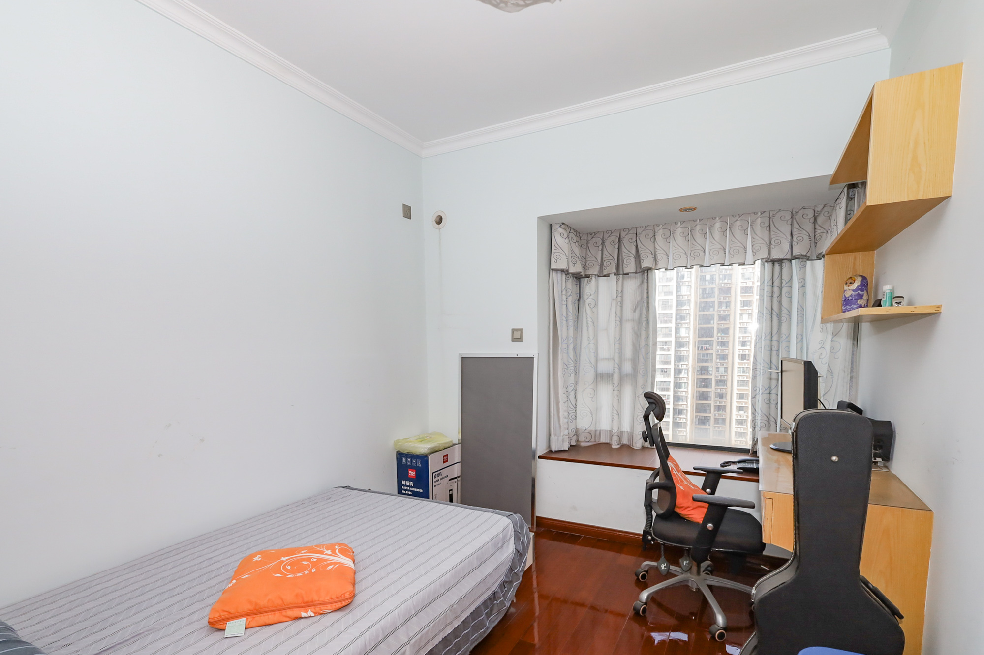 钰龙天下一期  3室2厅2卫    248.0万 钰龙天下一期  3室2厅2卫    248.0万卧室