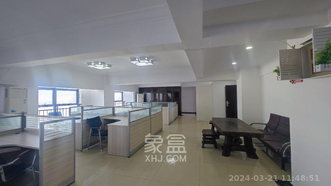 山水华景  6室2厅2卫   9500.00元/月室内图1
