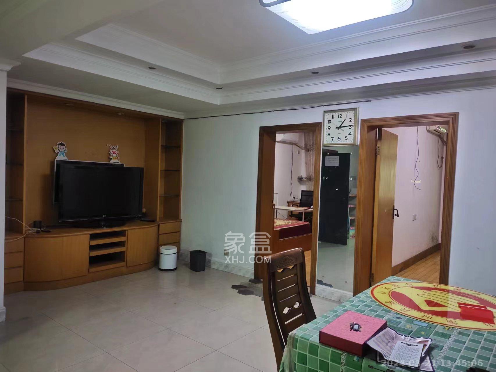 茅屋湾001栋  2室2厅1卫   1800.00元/月室内图