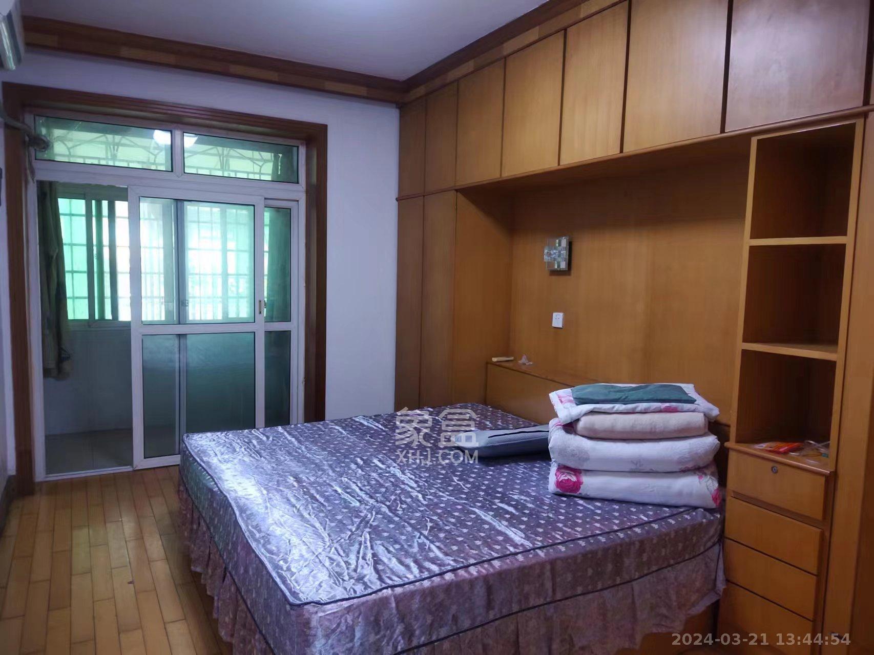 茅屋湾001栋  2室2厅1卫   1800.00元/月室内图