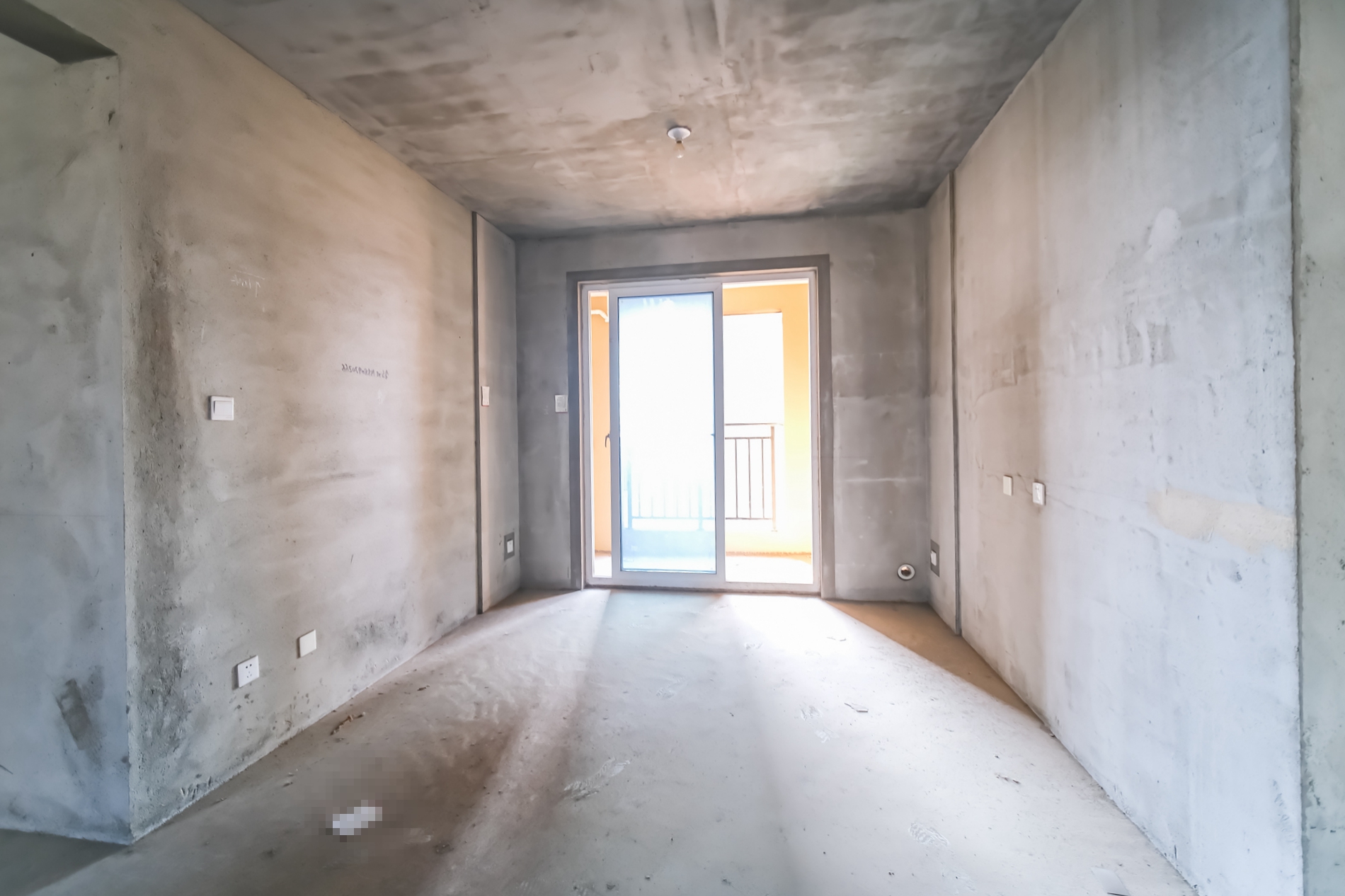 荣盛花语城 3室2厅1卫 60.8万 荣盛花语城 3室2厅1卫 60.8万客厅