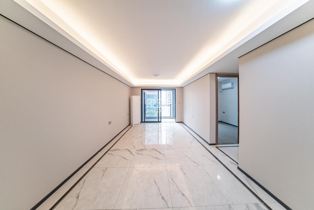 中海阅麓山二期  3室2厅2卫    126.0万