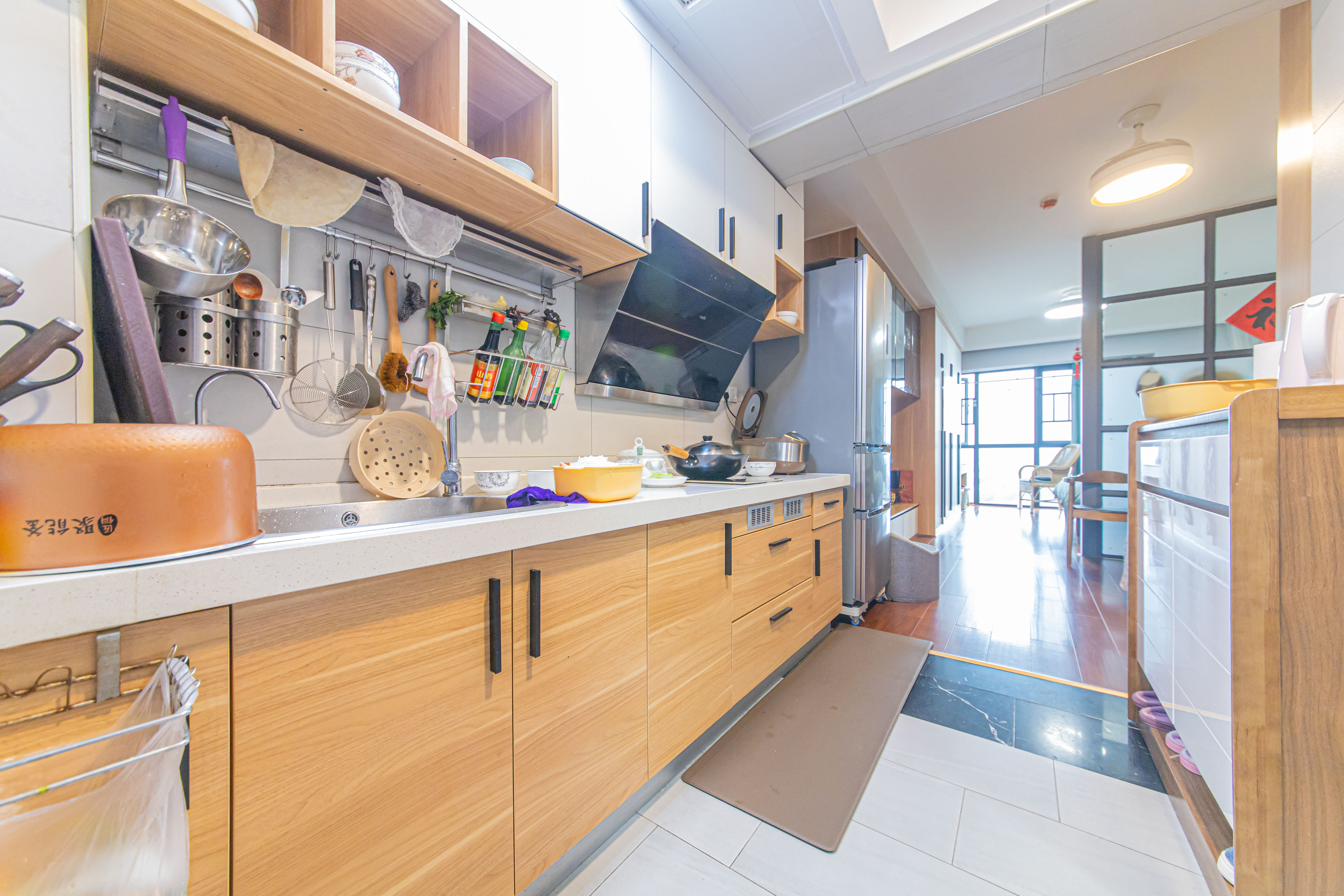 九峰远见 1室1厅1卫 55.0万 九峰远见 1室1厅1卫 55.0万厨房