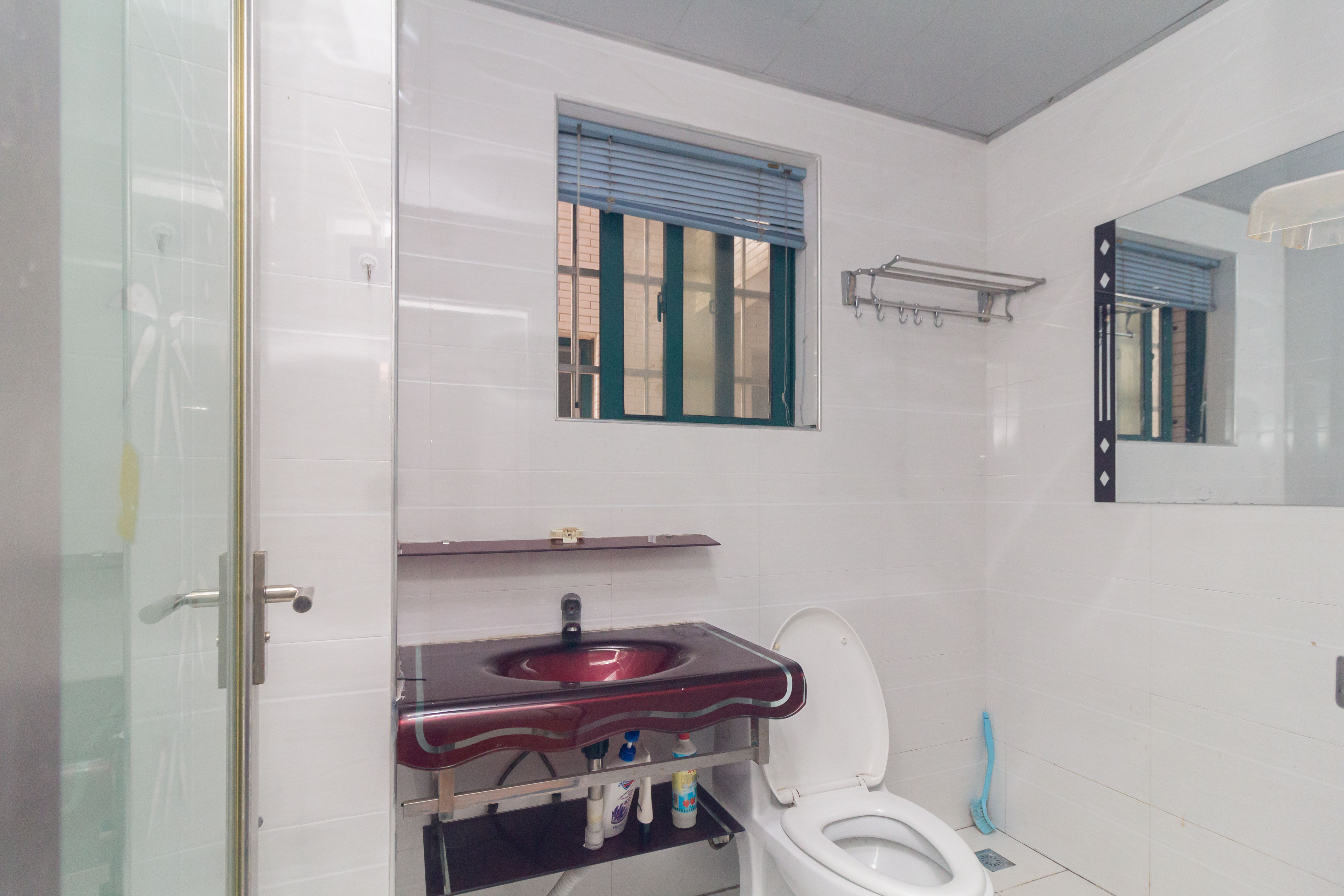 华天LOHO小镇 4室2厅2卫 60.8万 华天LOHO小镇 4室2厅2卫 60.8万卫生间