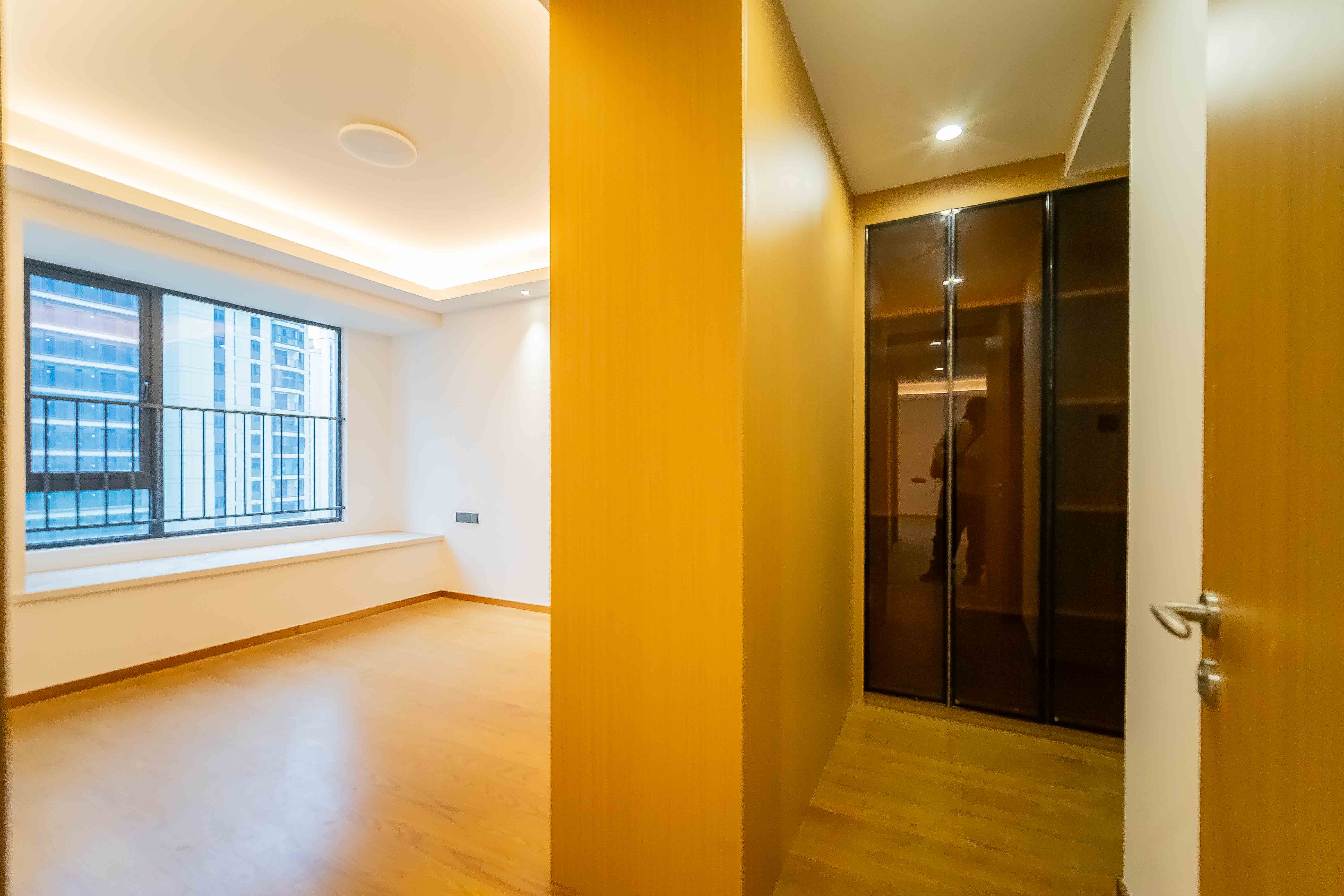 旭辉雨花郡  3室2厅2卫    169.5万卧室