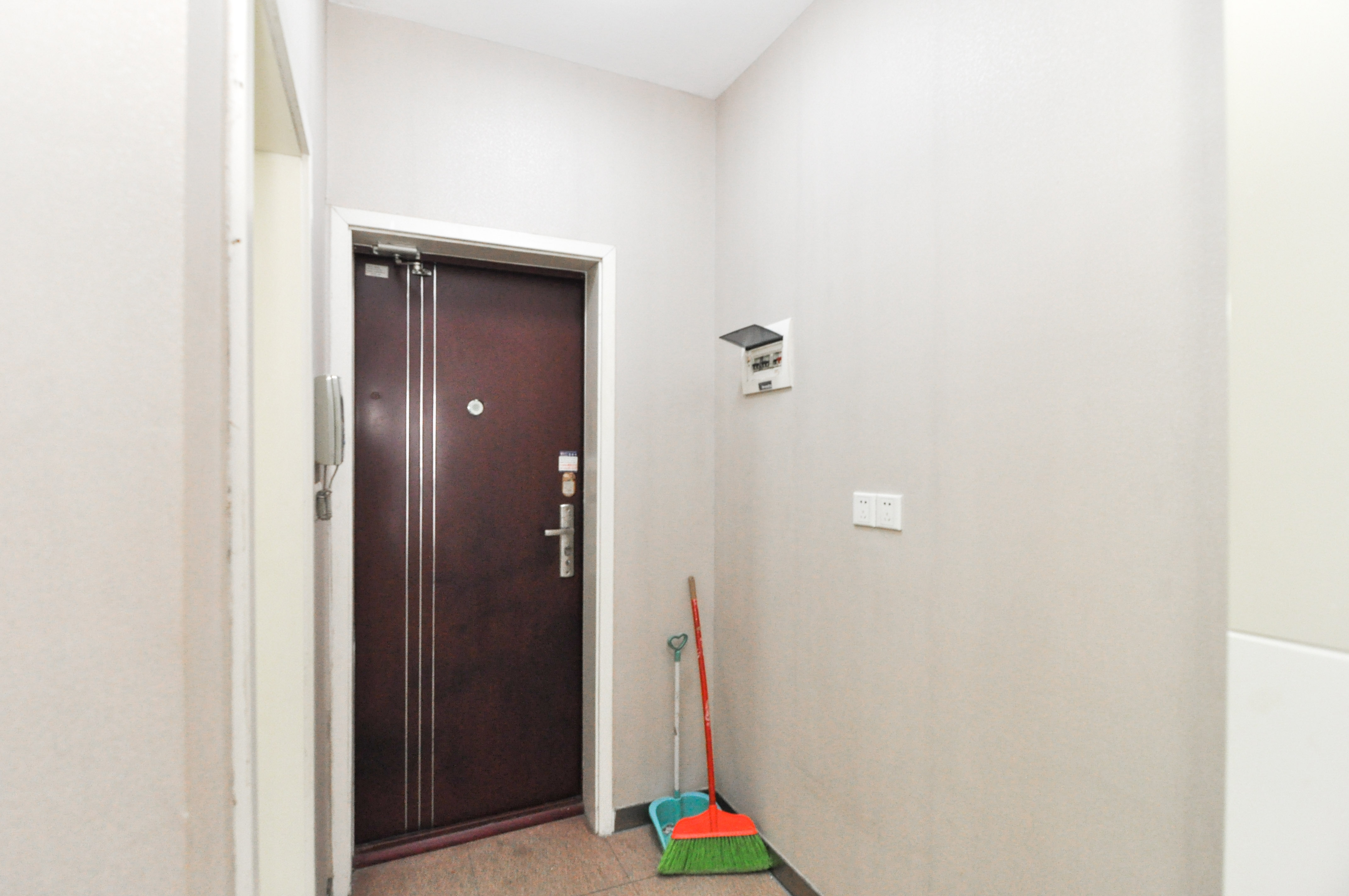 建安像素汇  1室1厅1卫   18.00万其他