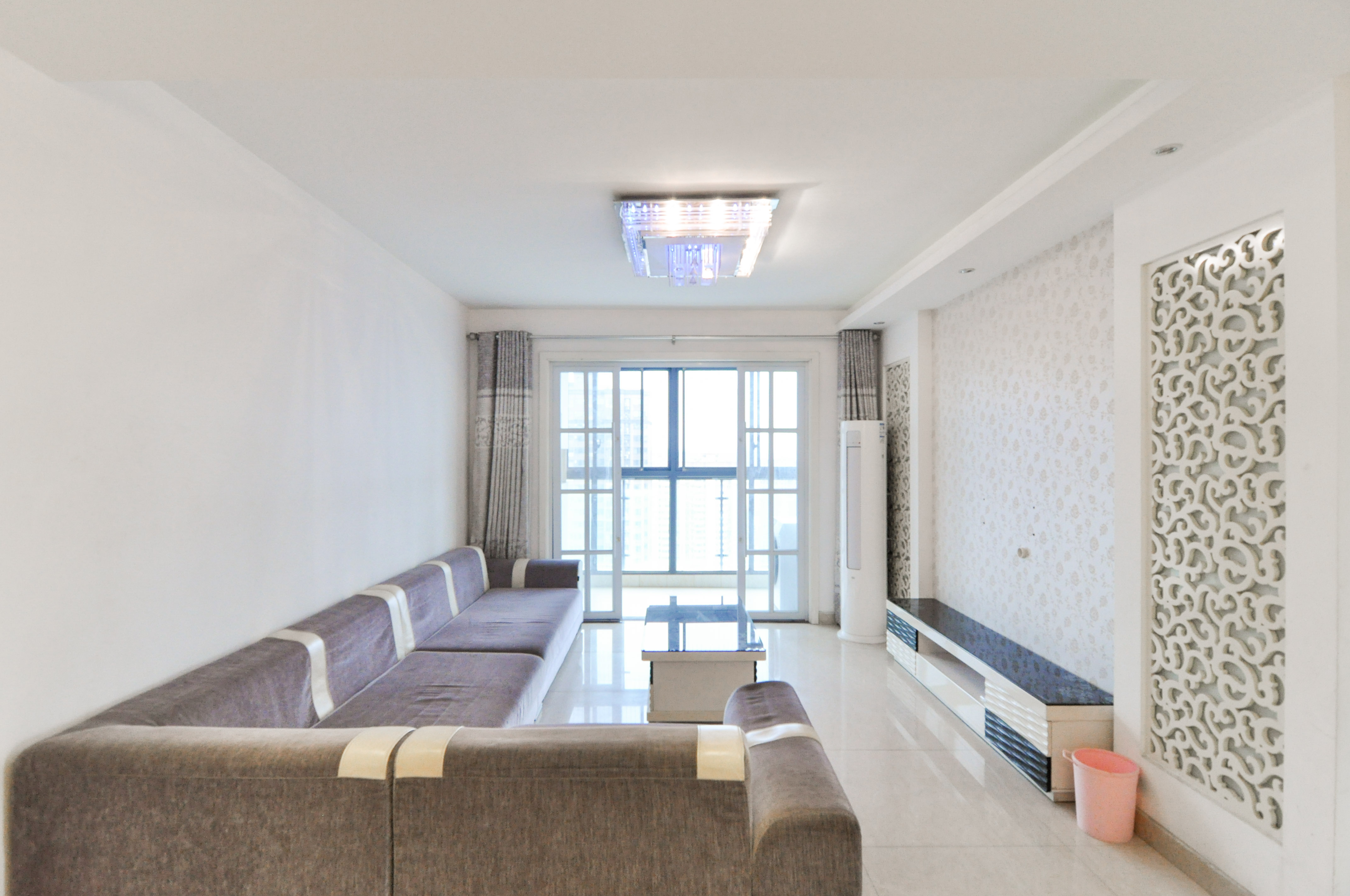 高鑫麓城  2室2厅1卫    84.8万 高鑫麓城  2室2厅1卫    84.8万