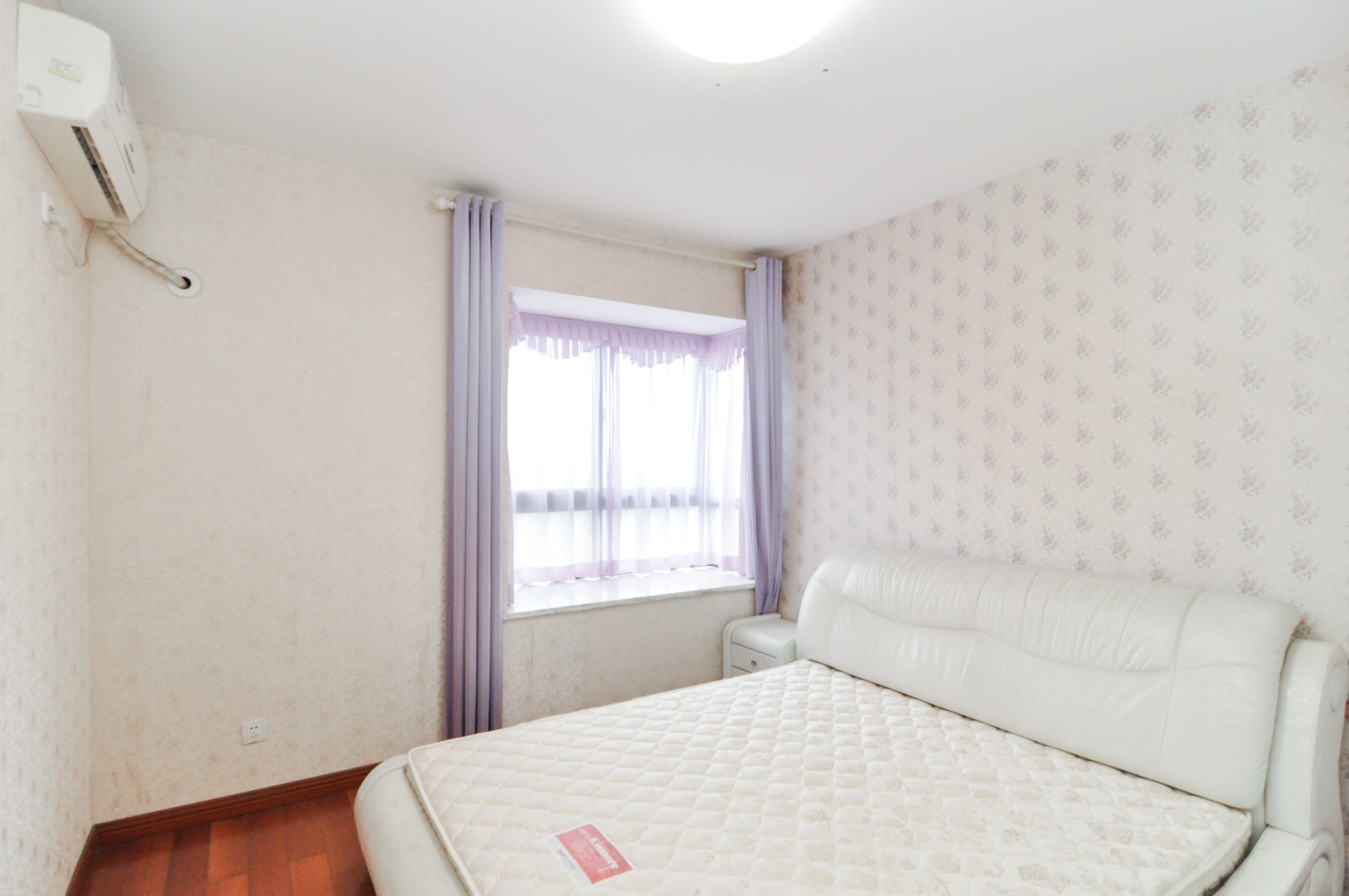 高鑫麓城 2室2厅1卫 78.0万 高鑫麓城 2室2厅1卫 78.0万卧室