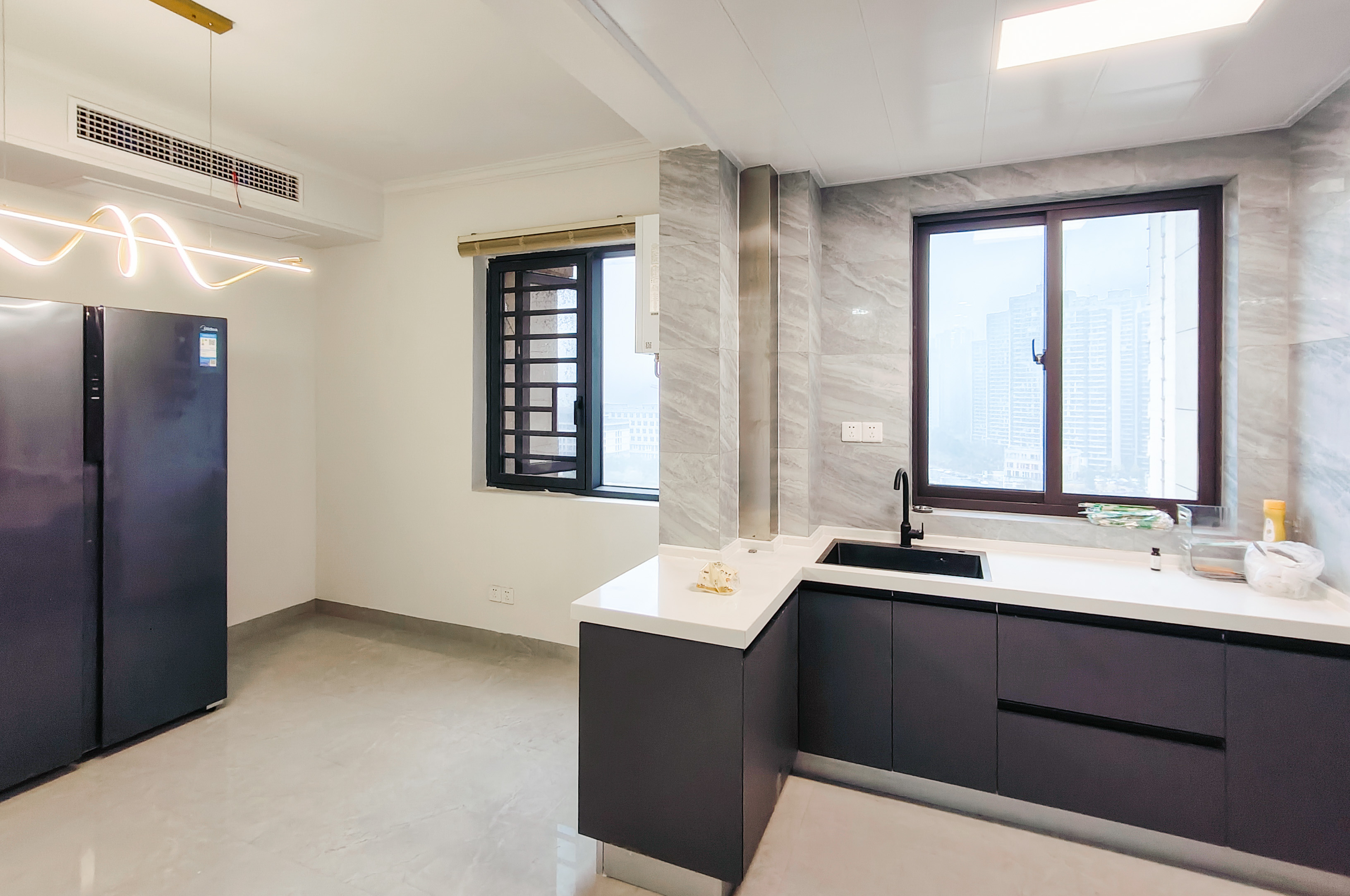 梅溪正荣府  4室2厅2卫    150.0万 梅溪正荣府  4室2厅2卫    150.0万厨房