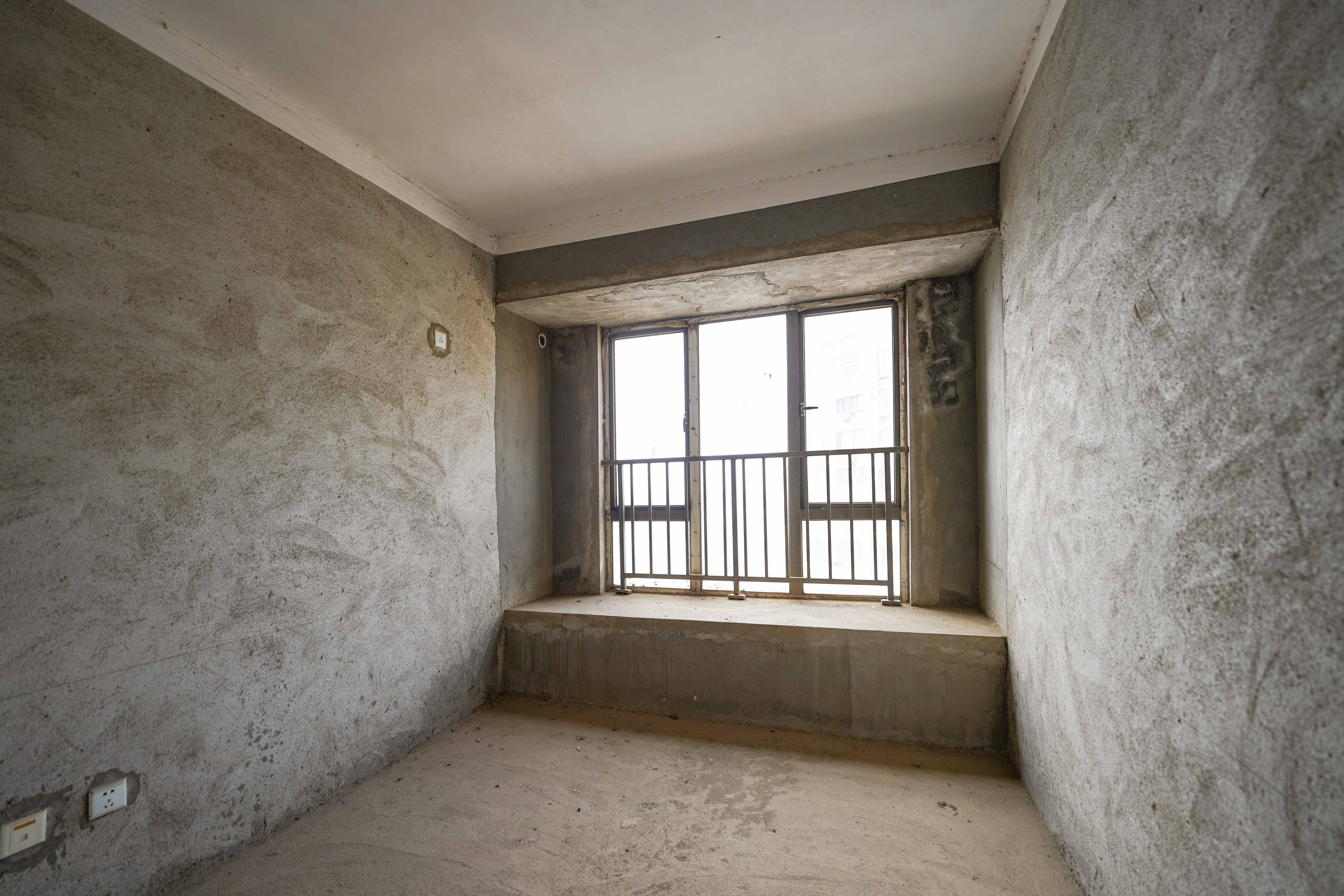 幸福庄园 4室2厅2卫 83.0万 幸福庄园 4室2厅2卫 83.0万卧室