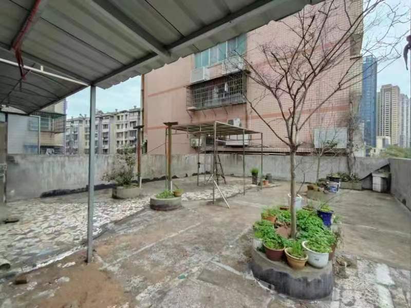 株洲华苑小区  4室2厅1卫    55.0万 株洲华苑小区  4室2厅1卫    55.0万室内图