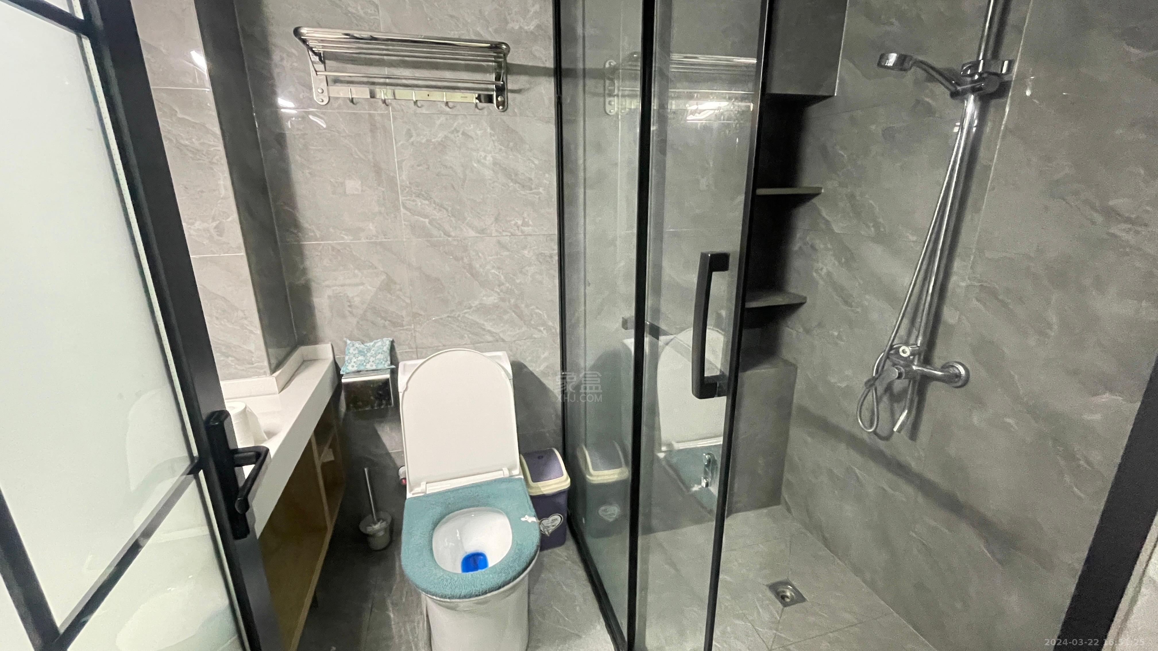 中泰财富湘江  1室1厅1卫   1400.00元/月室内图