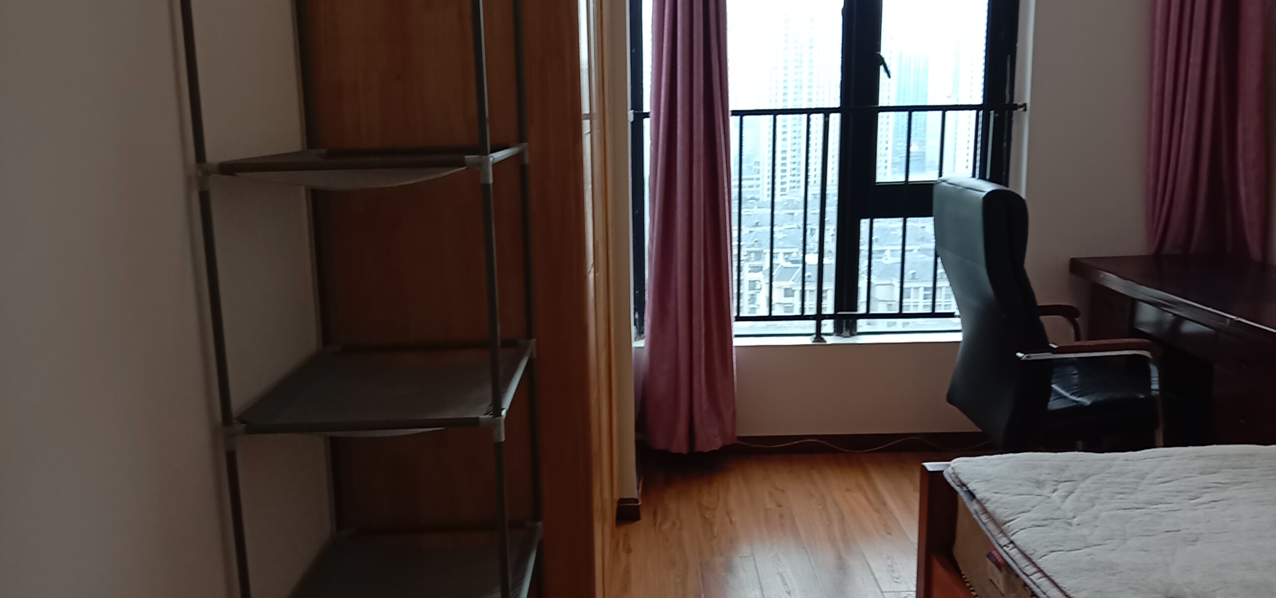 美的林城时代  3室2厅1卫   3200.00元/月户型图