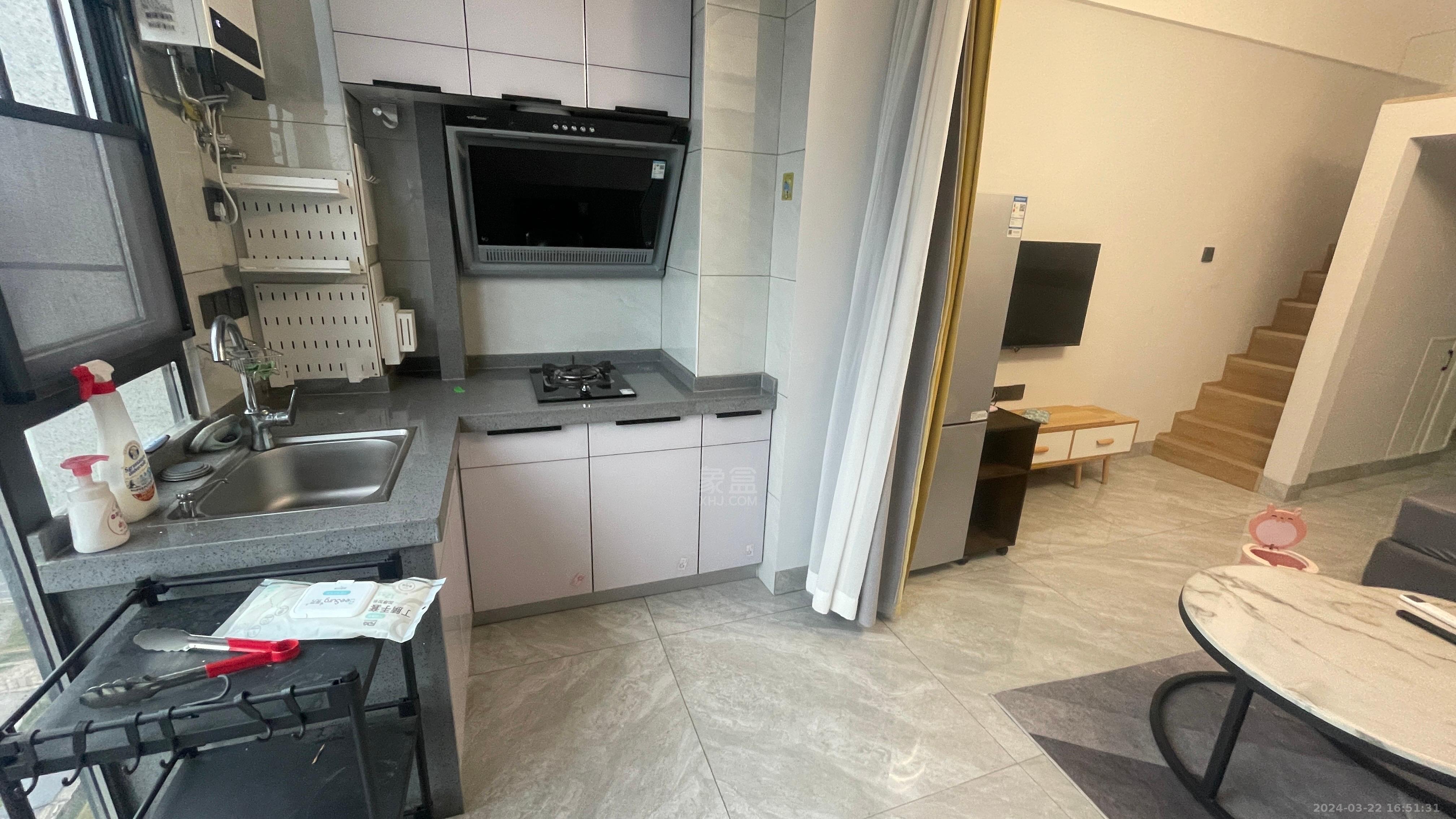 中泰财富湘江  1室1厅1卫   1400.00元/月室内图