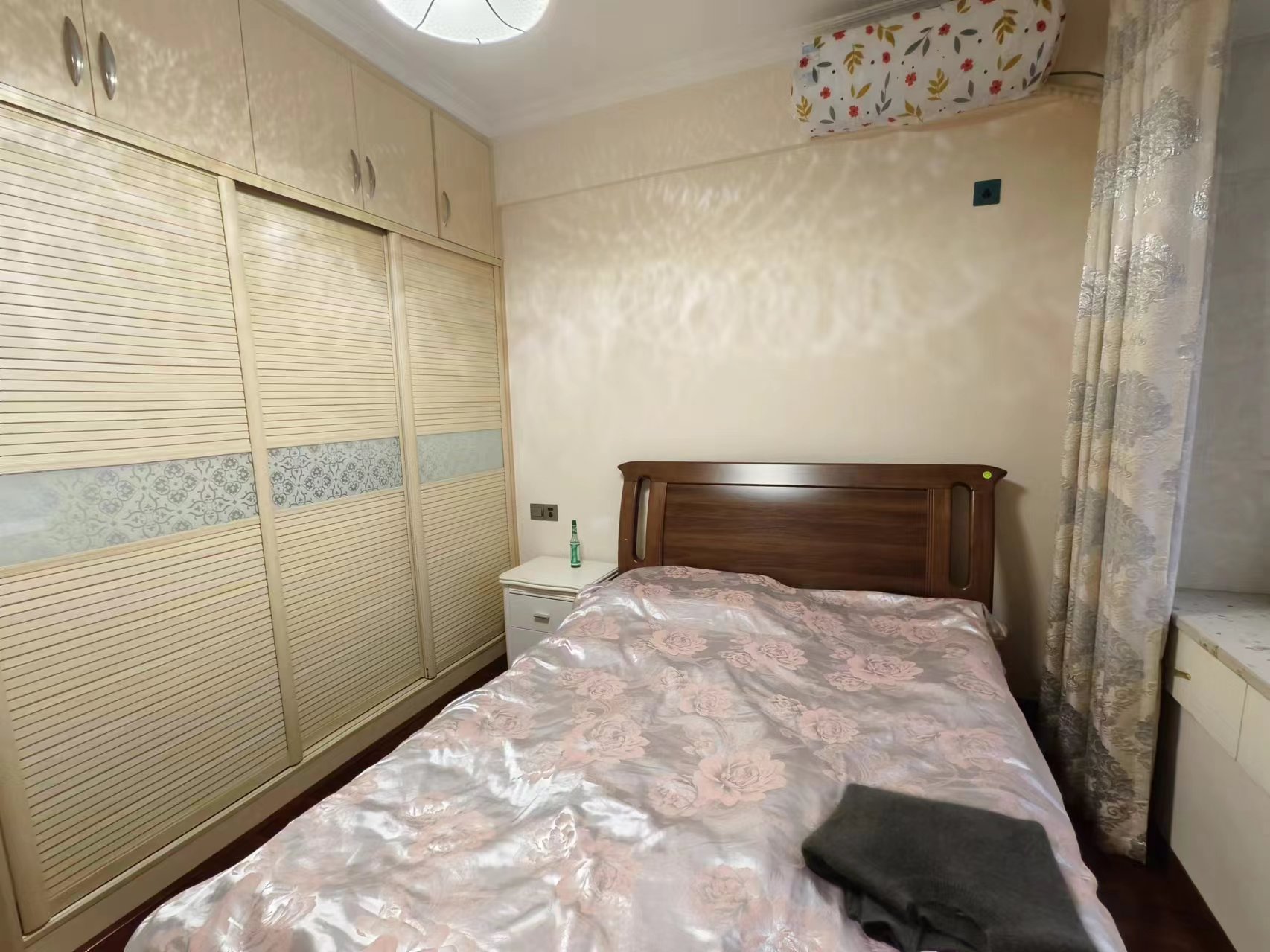 香博堡 3室2厅2卫 56.8万 香博堡 3室2厅2卫 56.8万室内图