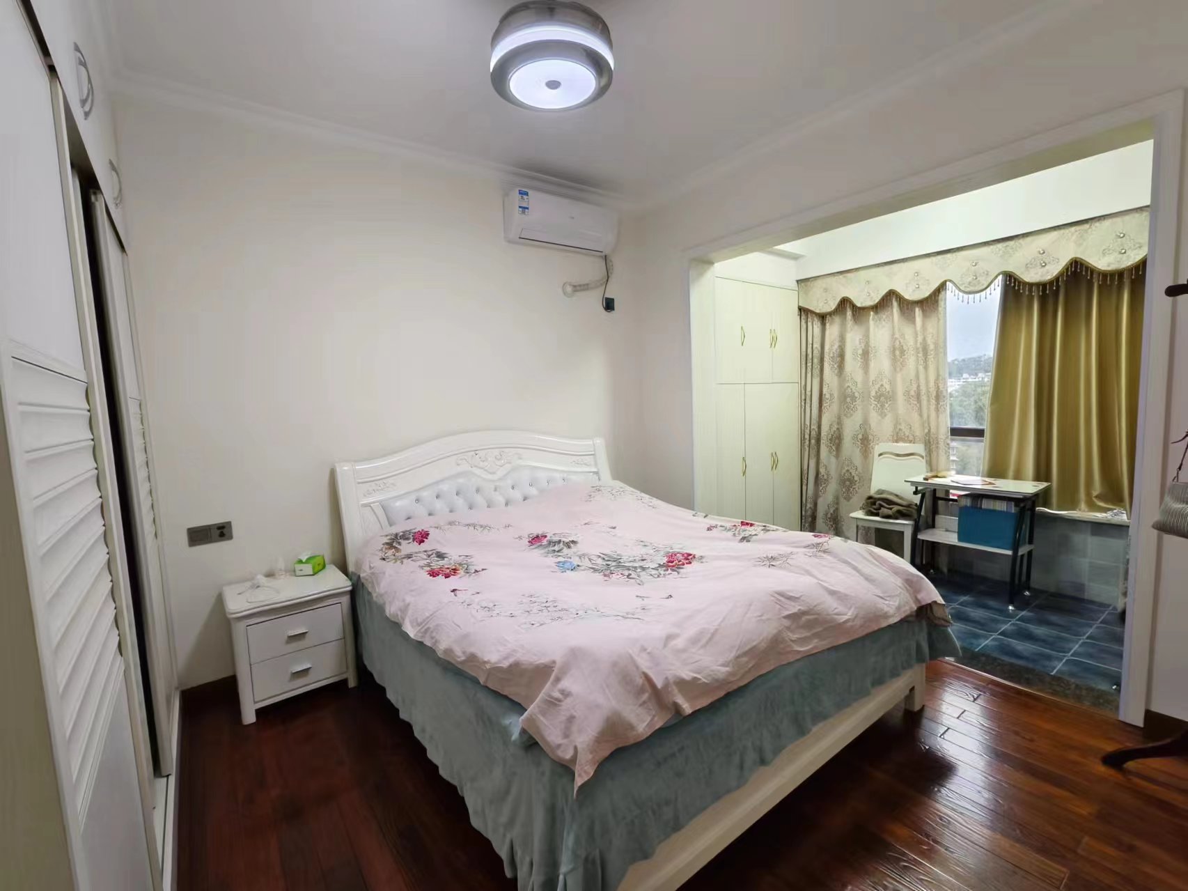 香博堡 3室2厅2卫 56.8万 香博堡 3室2厅2卫 56.8万室内图