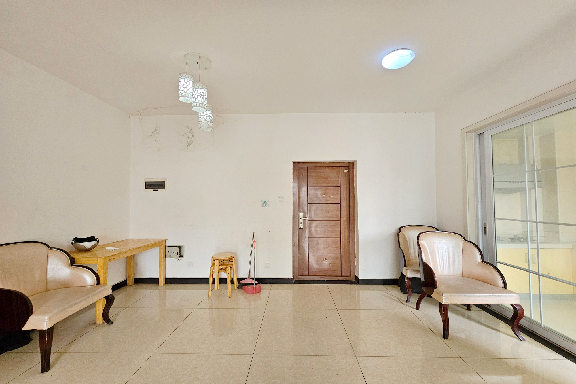 新华都万家城 2室1厅1卫 70.0万 新华都万家城 2室1厅1卫 70.0万客厅