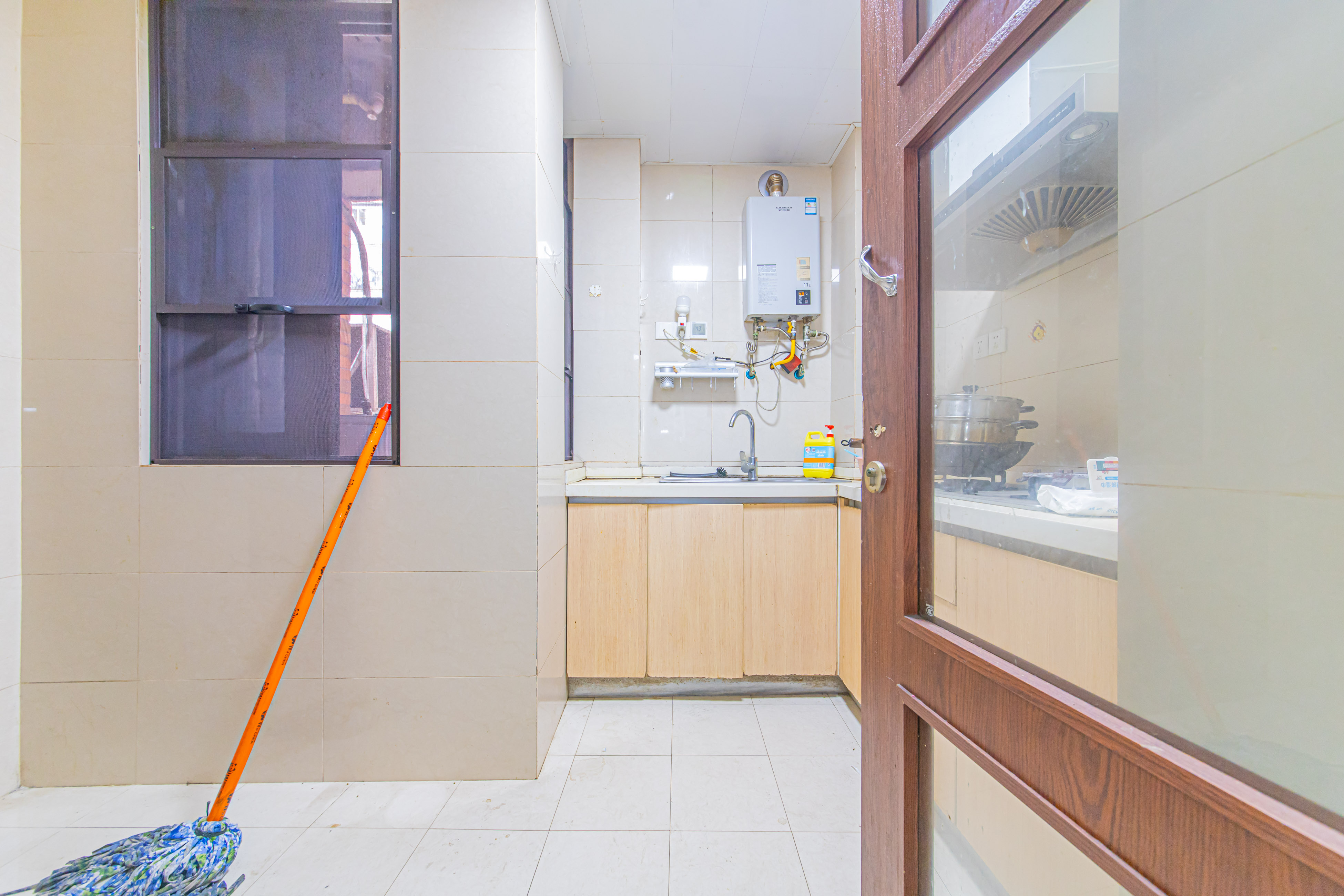 绿地公馆(绿地名邸) 2室1厅1卫 99.8万 绿地公馆(绿地名邸) 2室1厅1卫 99.8万厨房