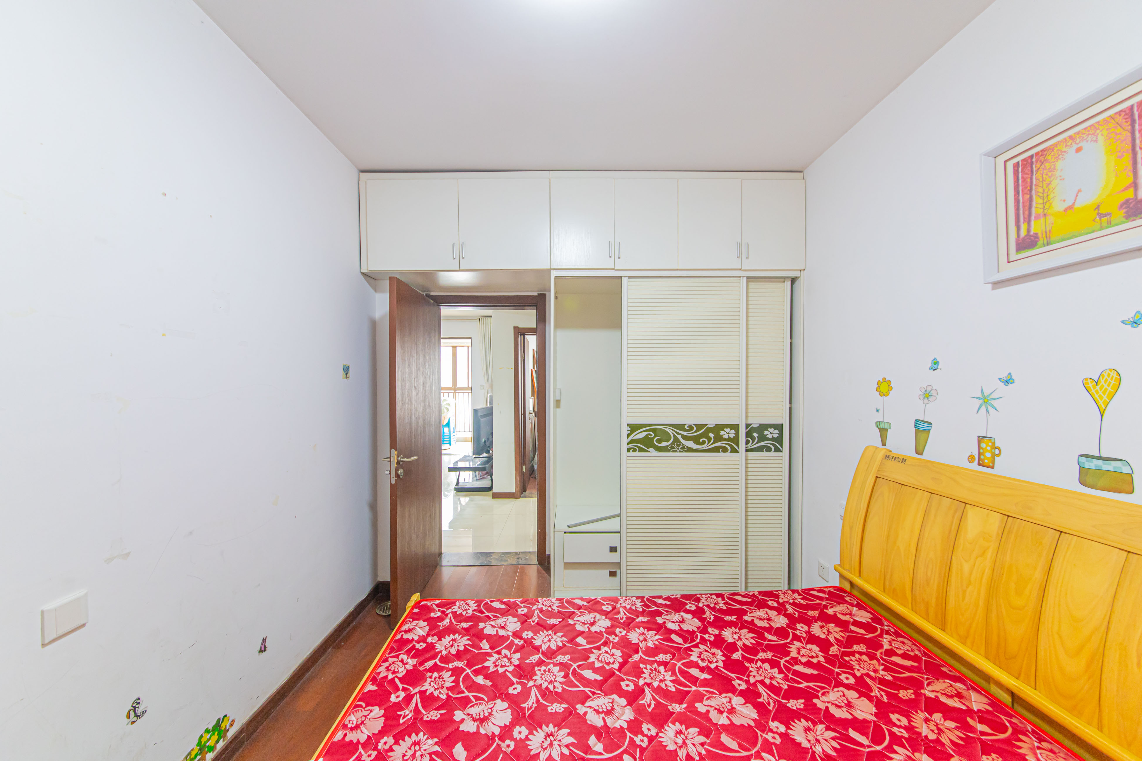 绿地公馆(绿地名邸) 2室1厅1卫 99.8万 绿地公馆(绿地名邸) 2室1厅1卫 99.8万卧室